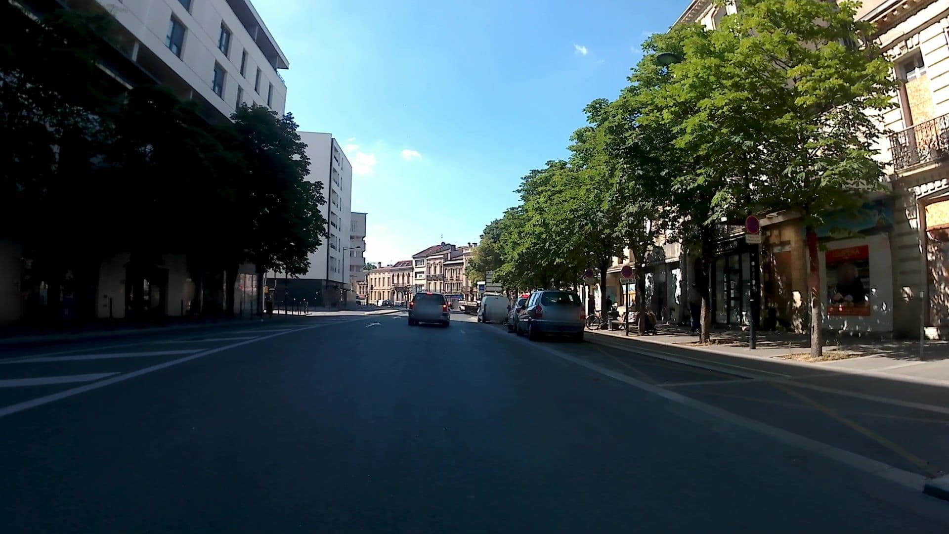 Street view near Duplex Saint Jean, Bègles — © trouyer (CC BY-SA · Mapillary)
