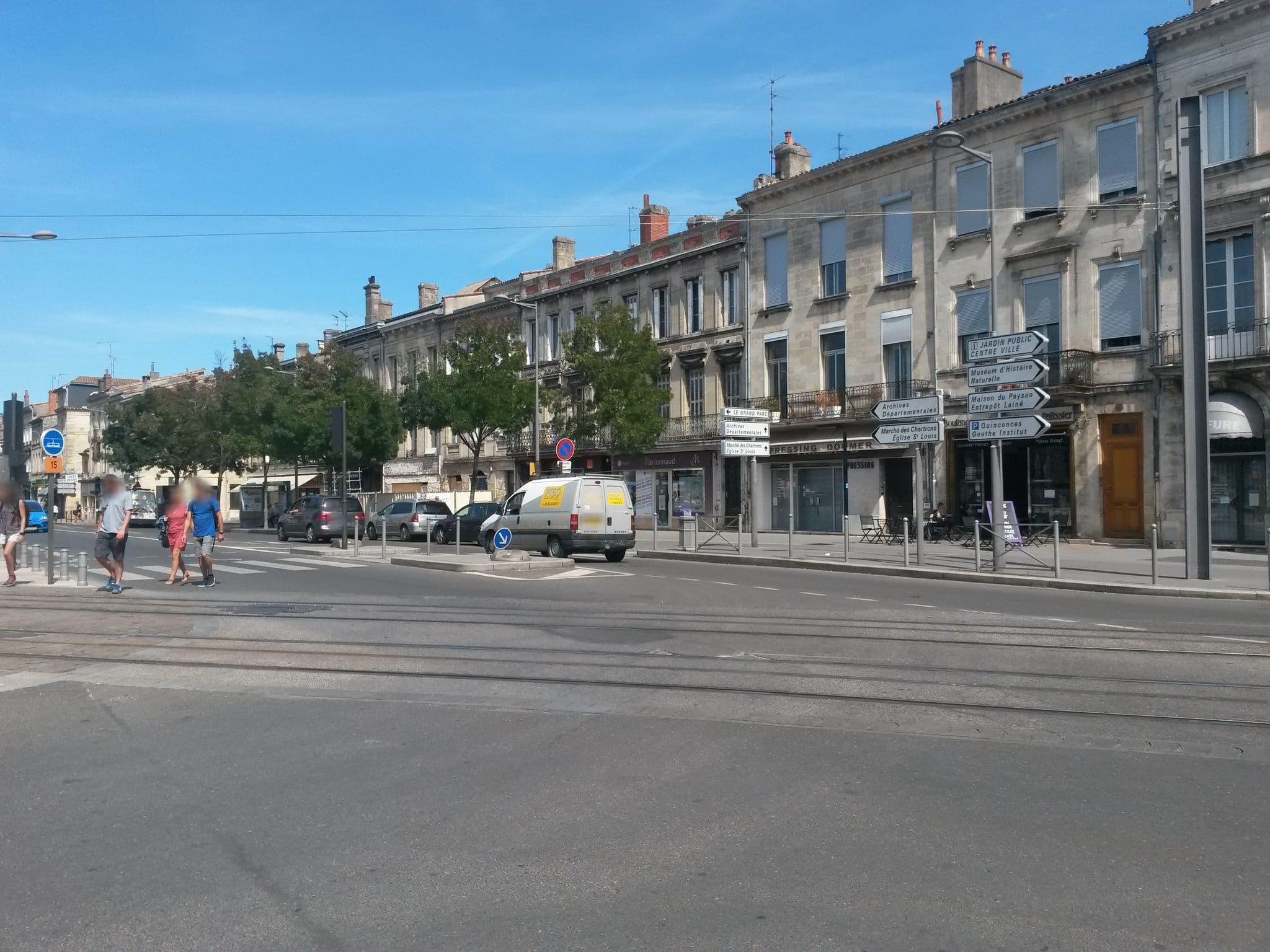 Street view near Bordeaux Apartment, Bordeaux — © rausk (CC BY-SA · Mapillary)