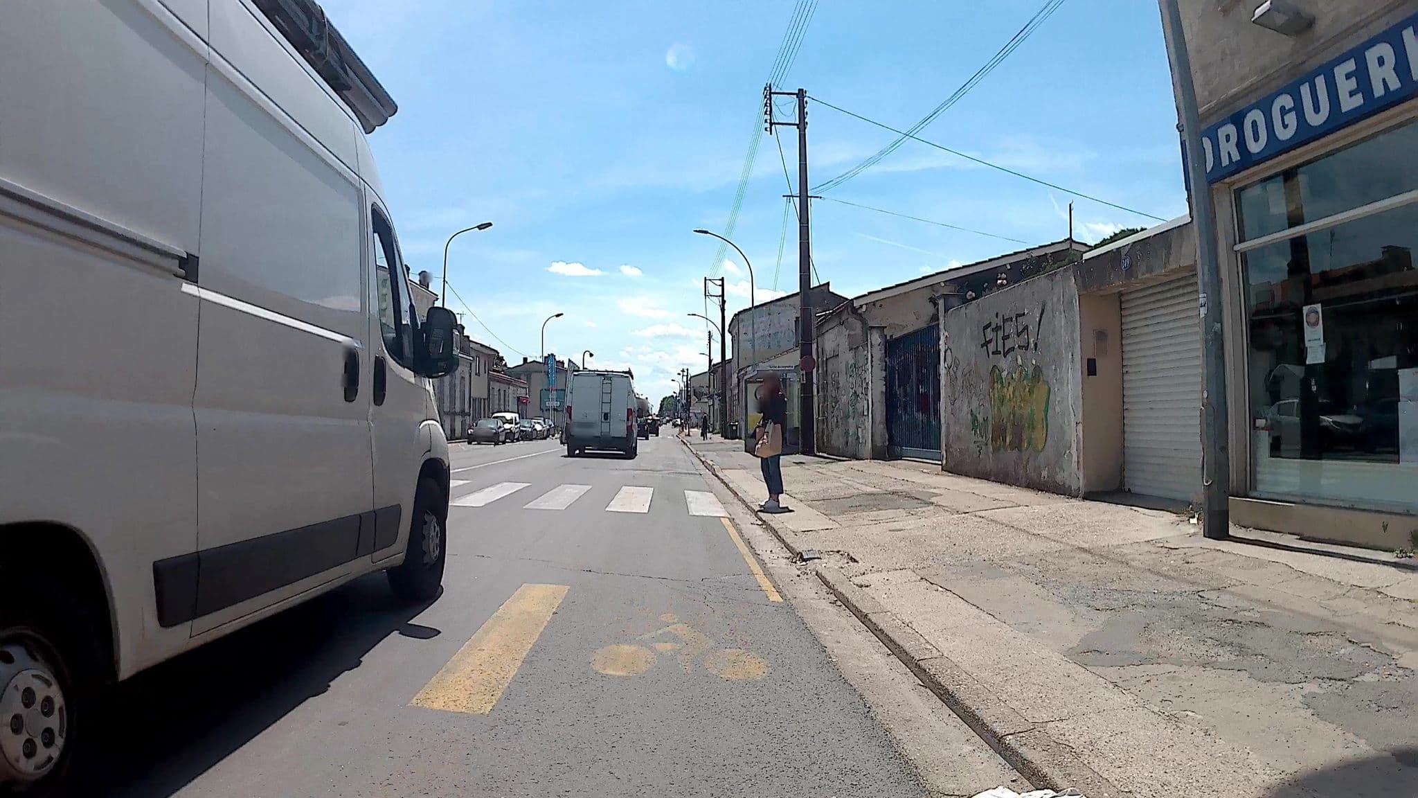 Street view near Société de Gestion de la Résidence de Talence, Talence — © trouyer (CC BY-SA · Mapillary)