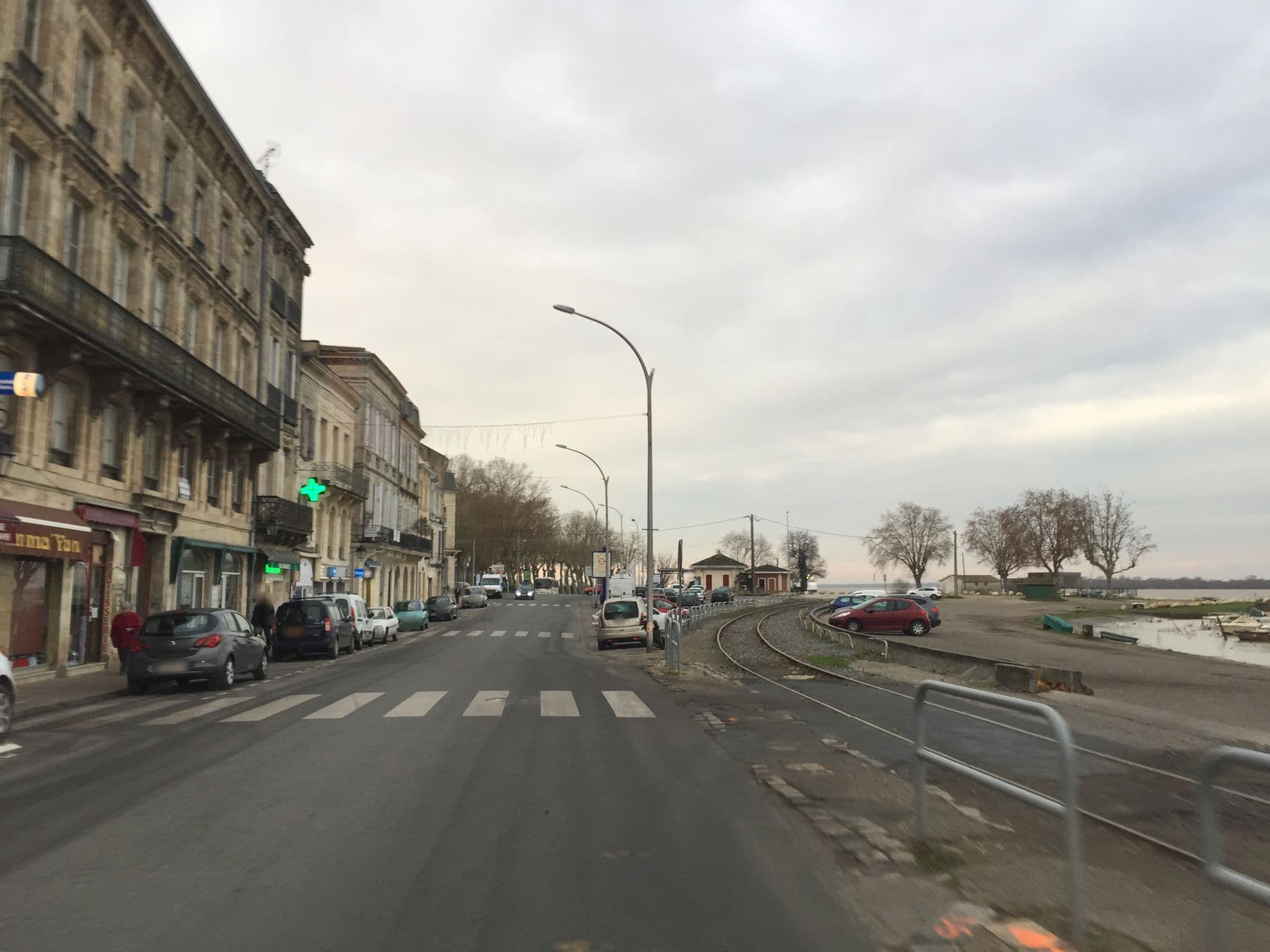 Street view near Villa Premayac, Blaye — © pgiraud (CC BY-SA · Mapillary)