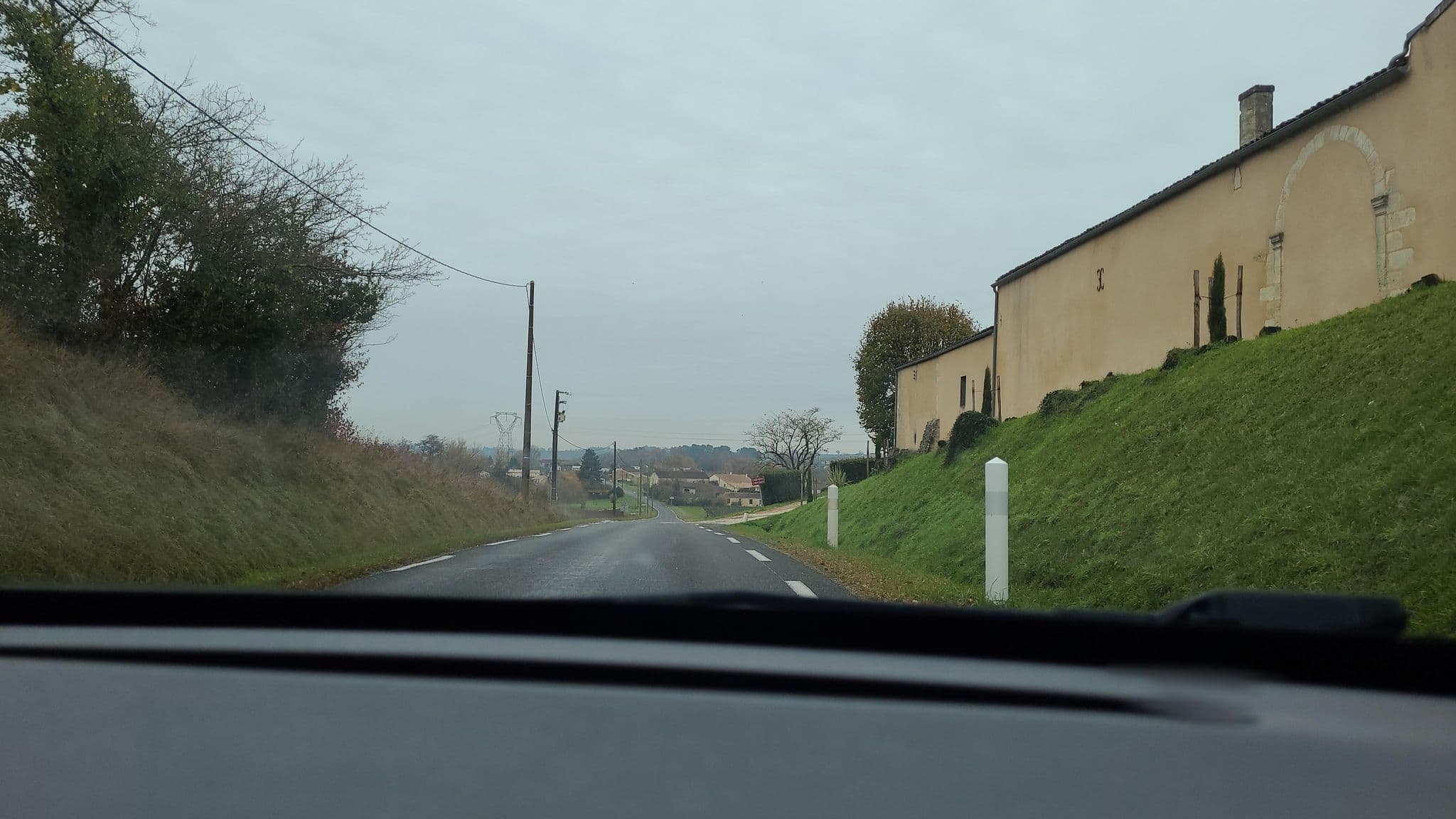 Street view near Maison Groleau, Berson — © Kynthos33 (CC BY-SA · Mapillary)