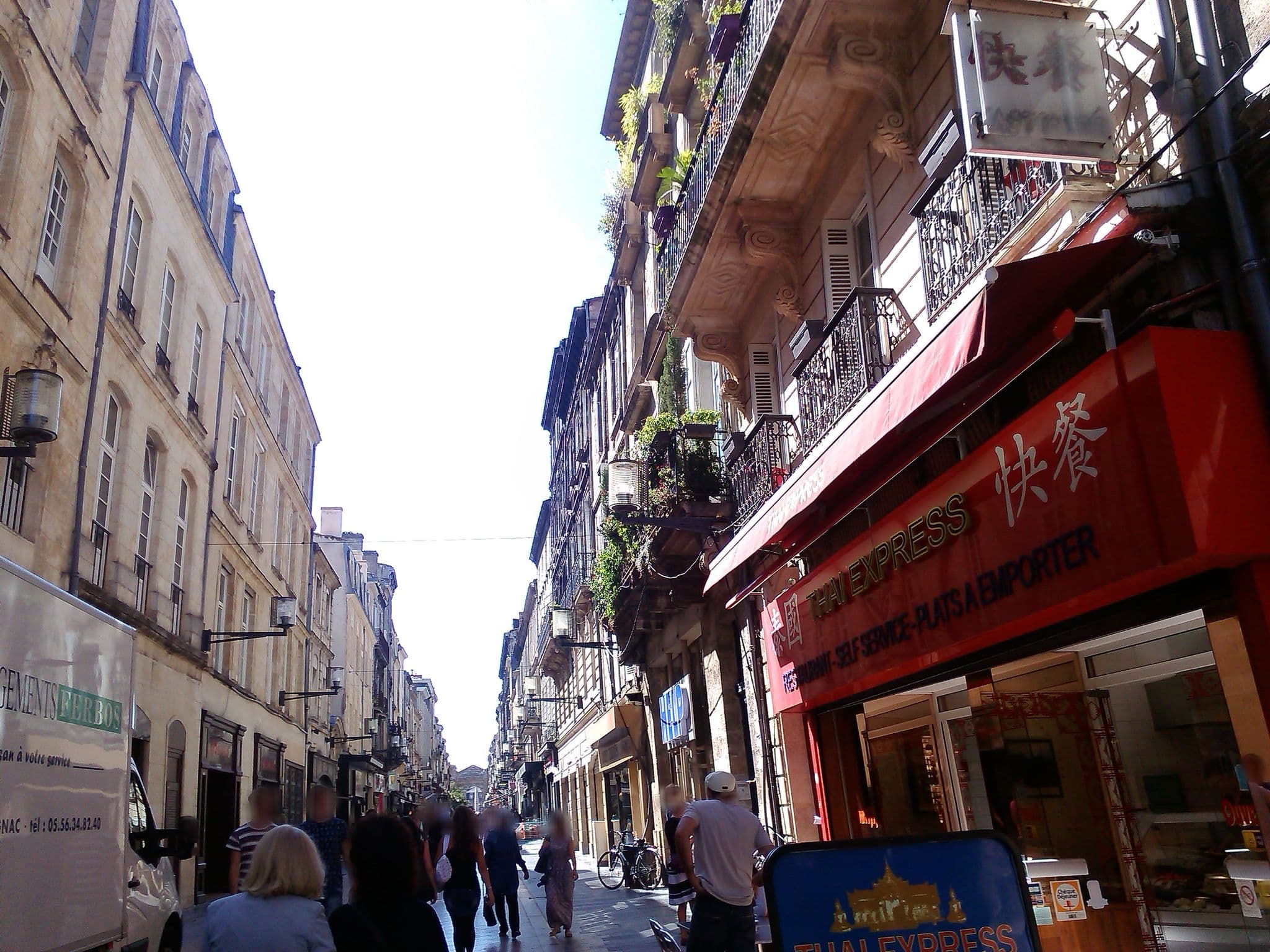 Street view near Hôtel Le Pavillon, Bordeaux — © maturion (CC BY-SA · Mapillary)
