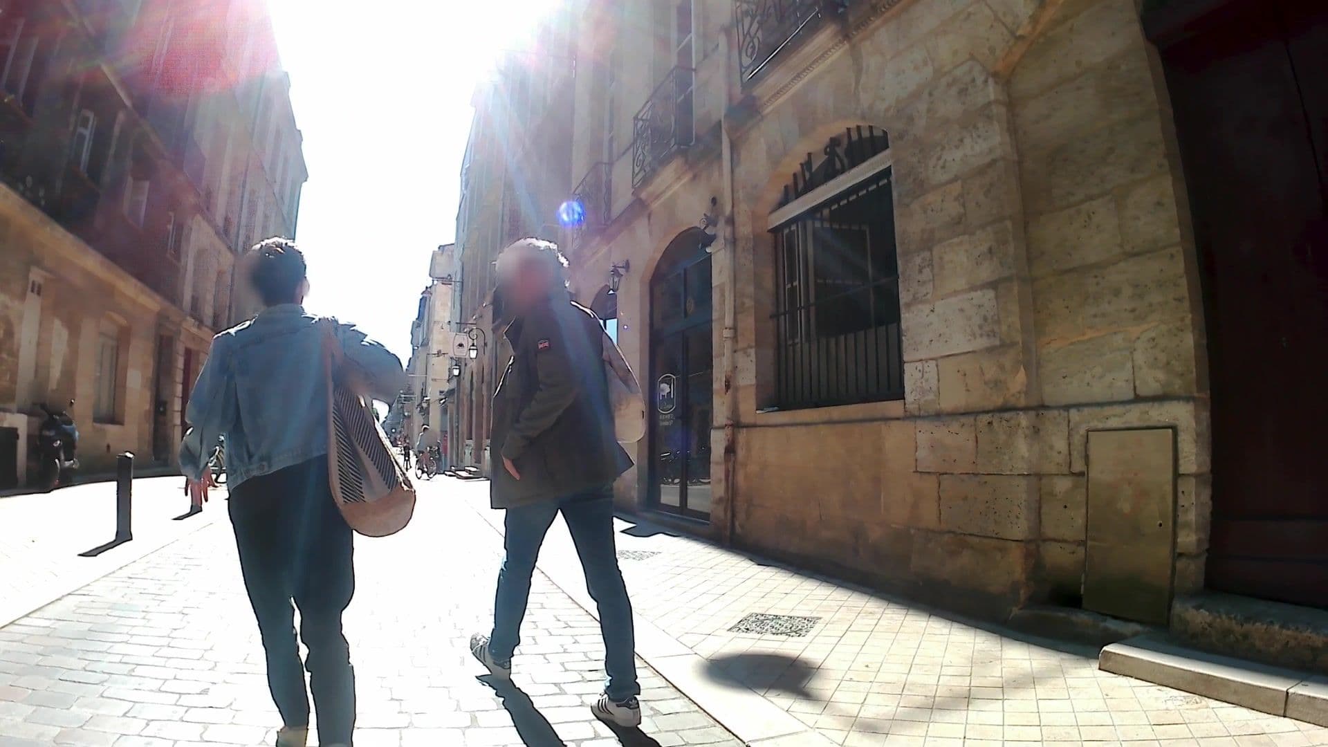 Street view near Les TROIS CHANDELIERS un petit paradis en plein centre ville, Bordeaux — © trouyer (CC BY-SA · Mapillary)