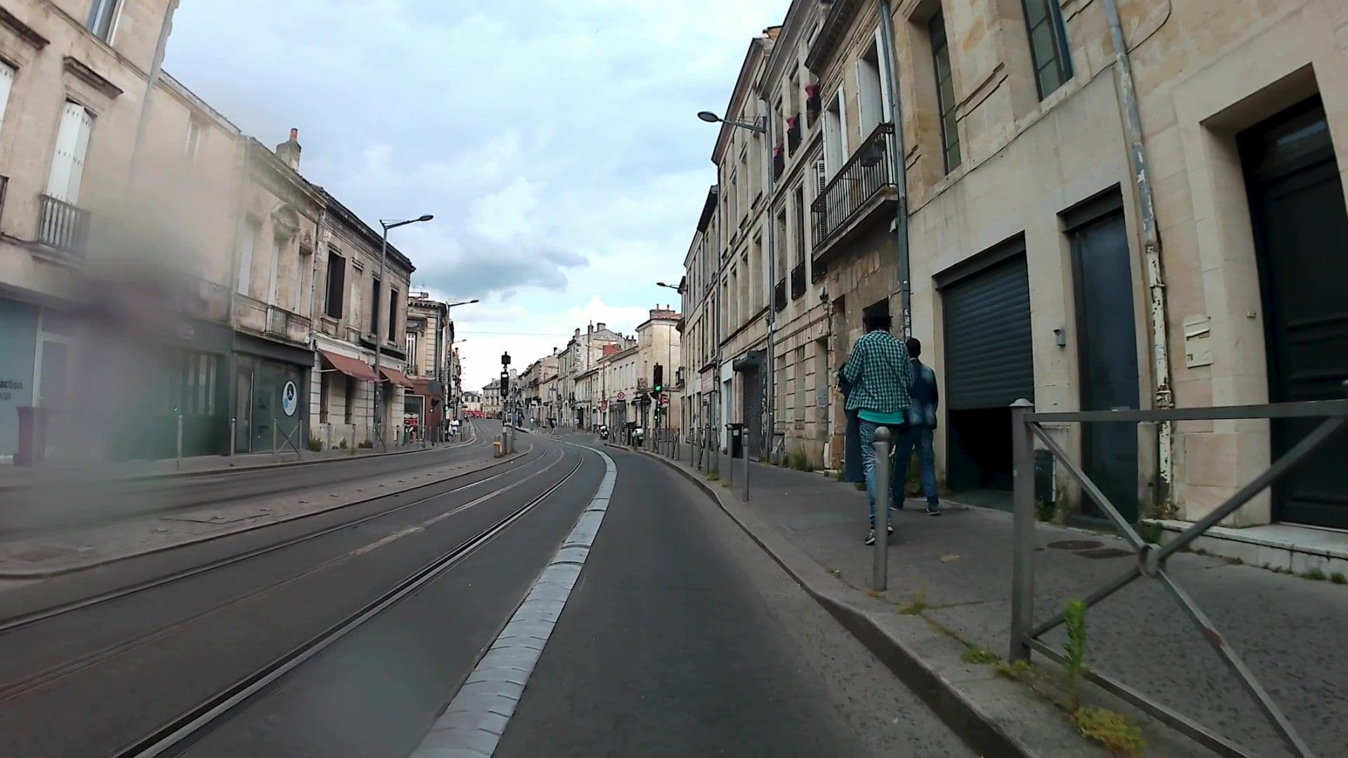 Street view near Air BnB Graziella, Bordeaux — © trouyer (CC BY-SA · Mapillary)