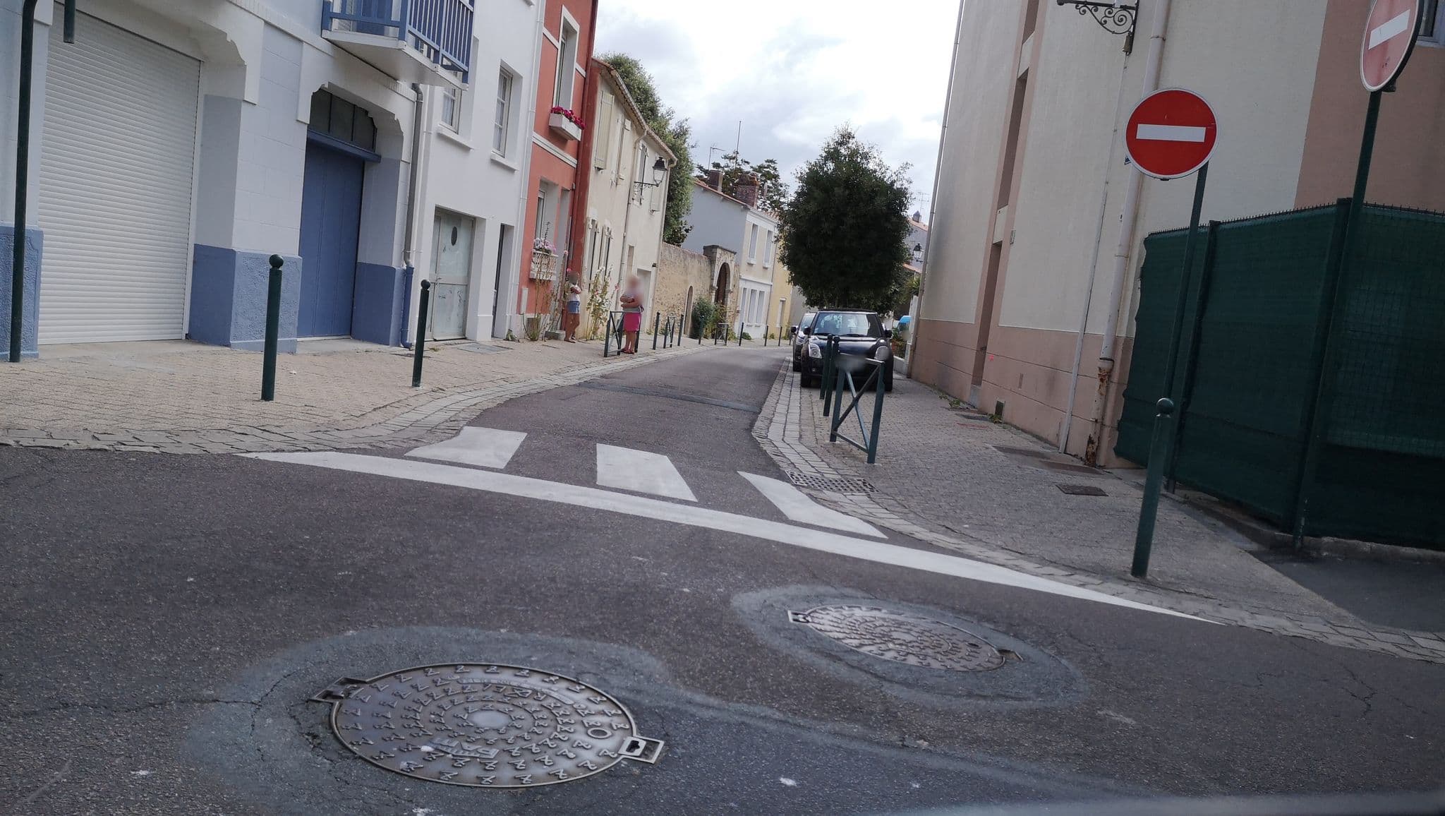 Street view near Résidence Maeva la Baie des Sables, Les Sables-d'Olonne — © u4y0u (CC BY-SA · Mapillary)