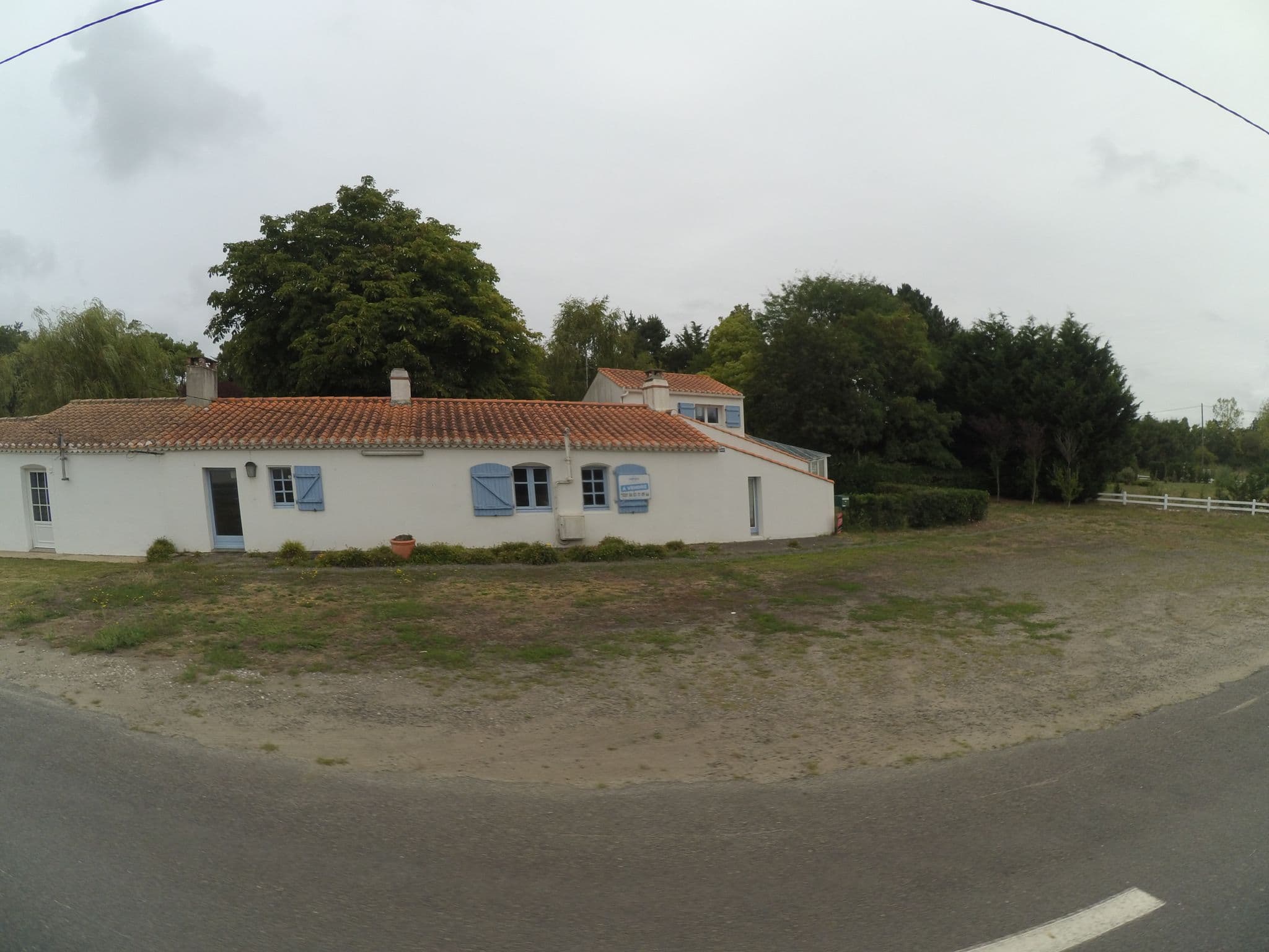 Street view near Newloc, Sallertaine — © stephanep (CC BY-SA · Mapillary)