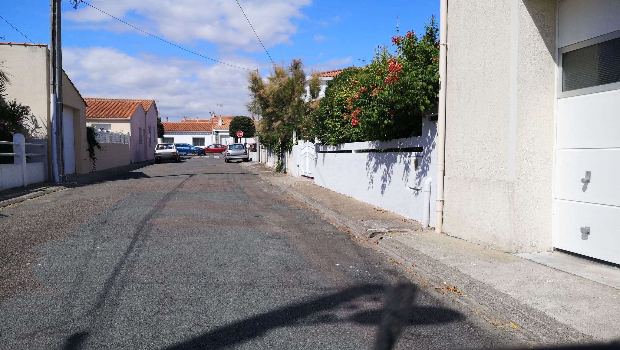 Street view near Mercure Thalassa Hotel, Les Sables-d'Olonne — © u4y0u (CC BY-SA · Mapillary)
