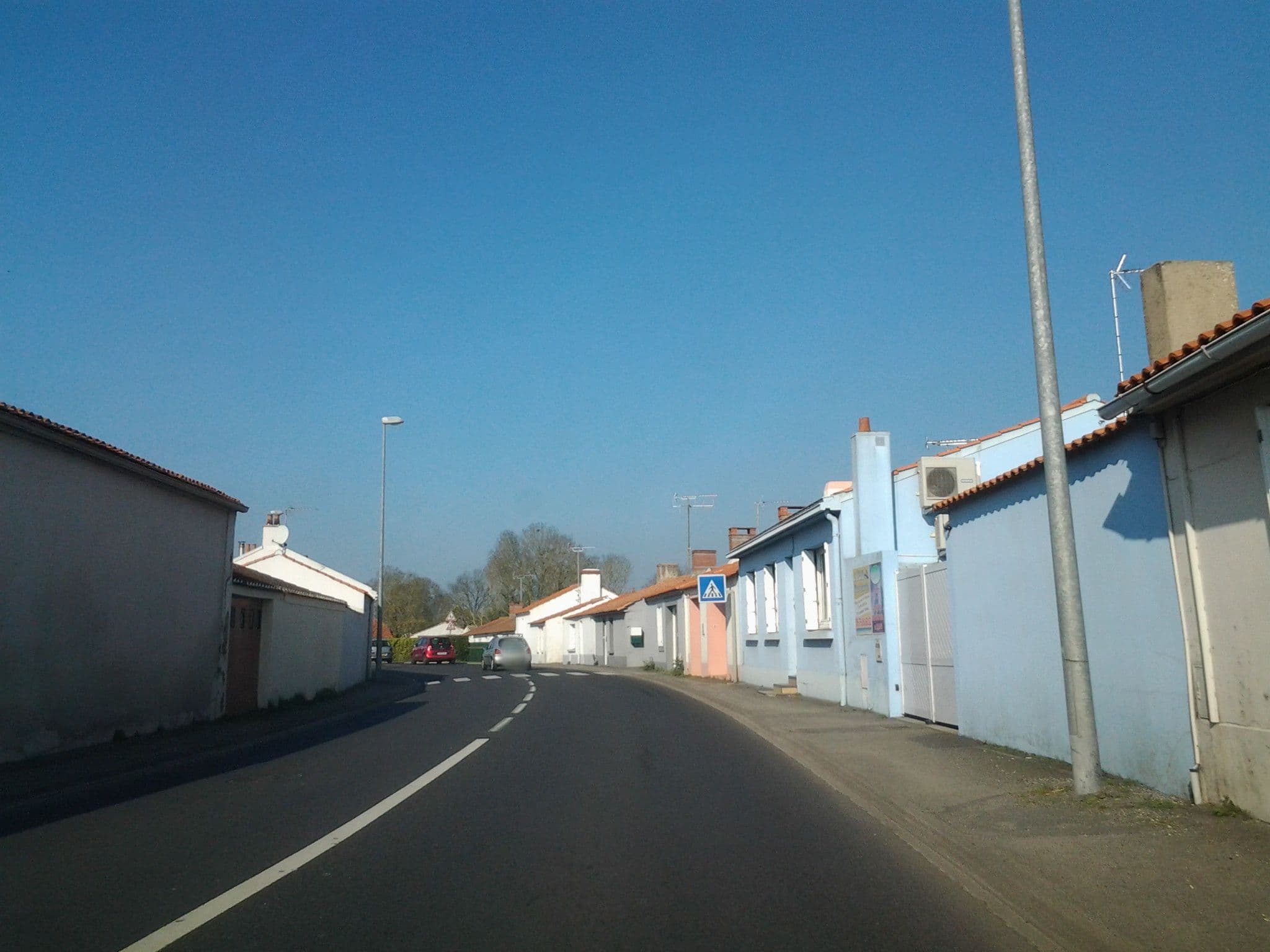 Street view near Couton Philippe, Challans — © aile85 (CC BY-SA · Mapillary)