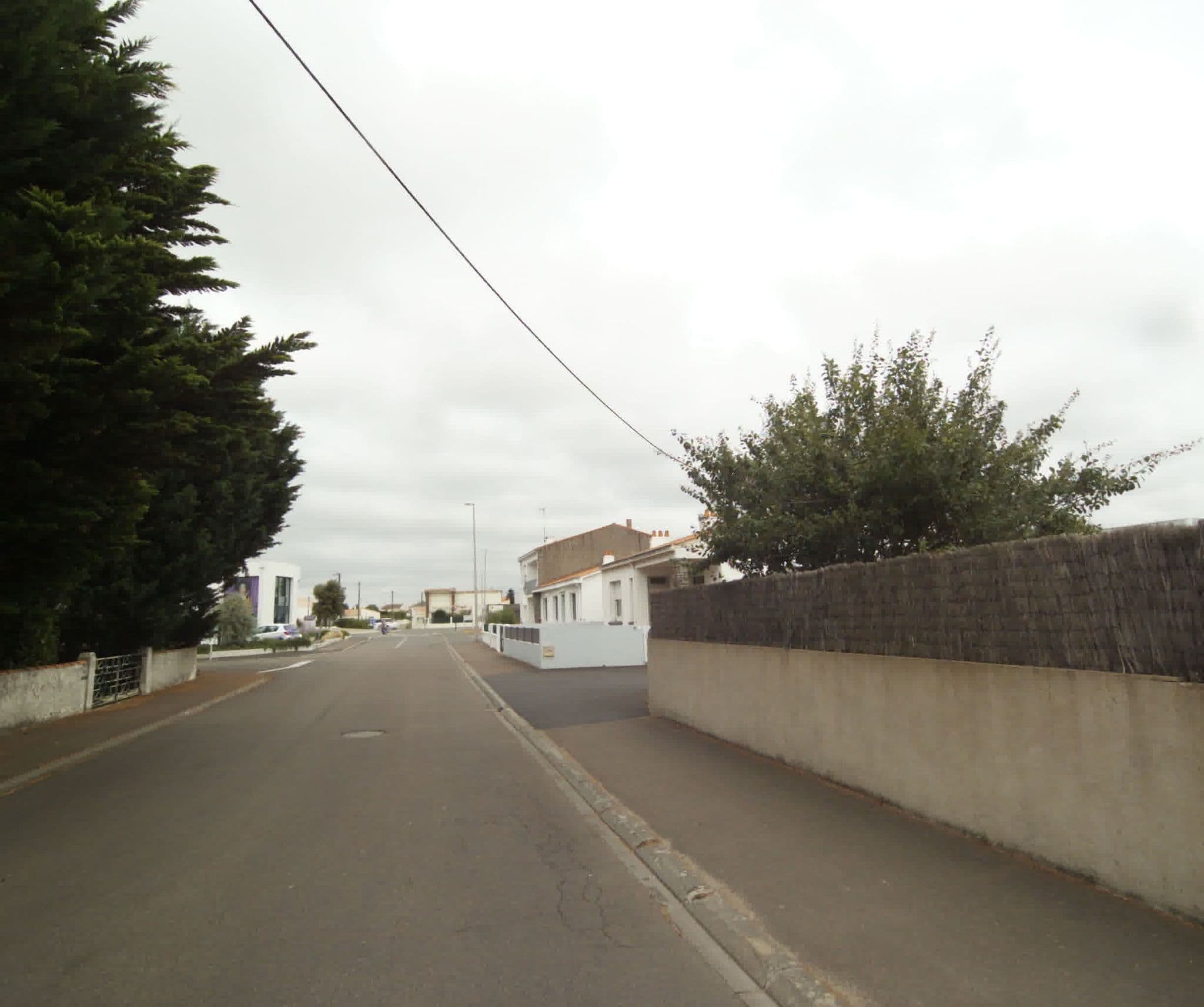 Street view near Chambre d'hôte Fleur de Potager, Château-d'Olonne — © sogefi (CC BY-SA · Mapillary)