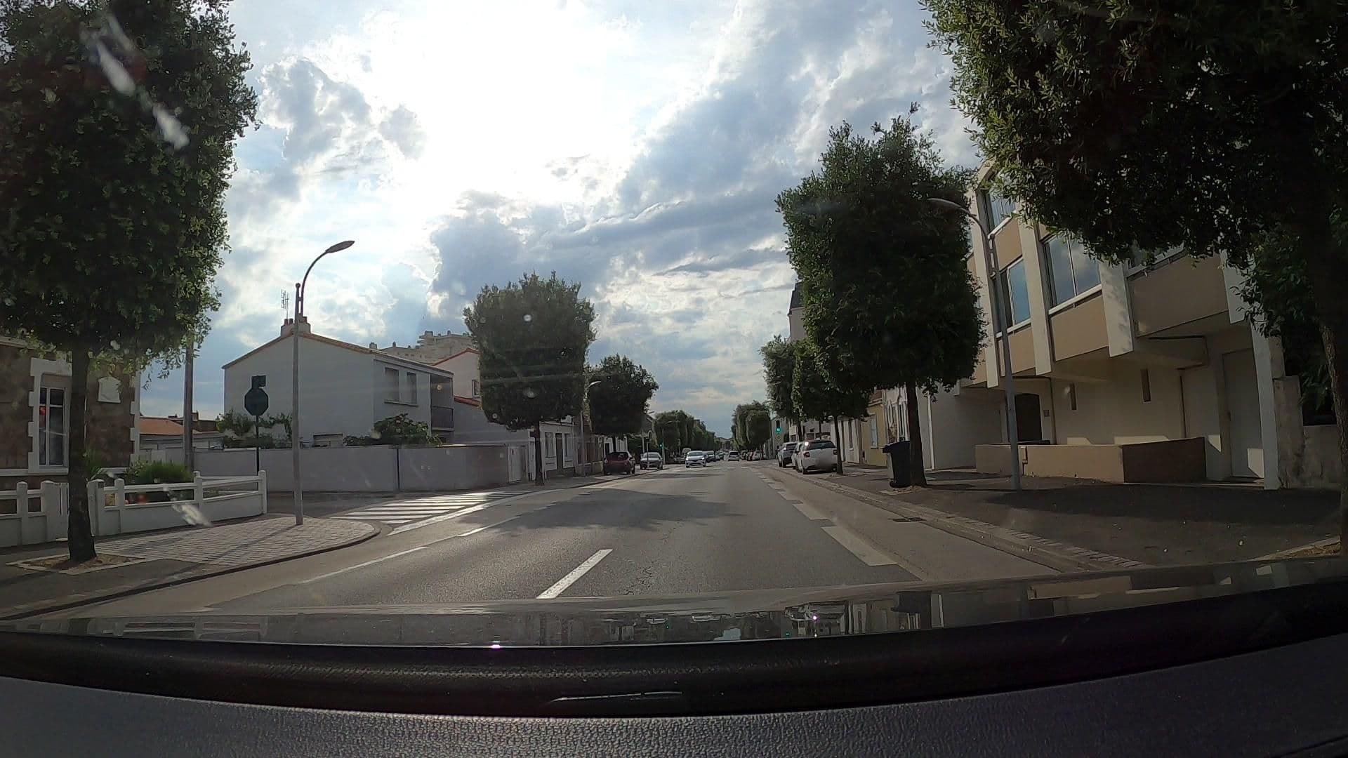 Street view near Appartement les Sables-d'Olonne, Les Sables-d'Olonne — © uwekoch (CC BY-SA · Mapillary)