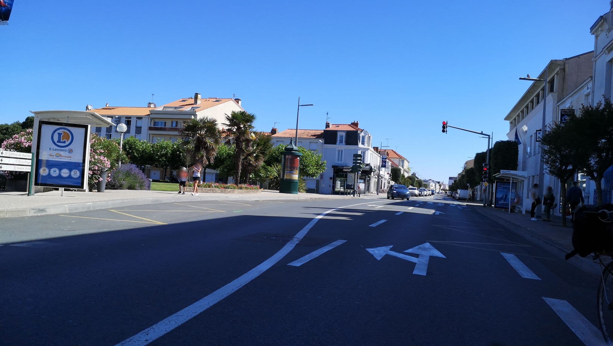 Street view near ibis Les Sables-d'Olonne Centre, Les Sables-d'Olonne — © u4y0u (CC BY-SA · Mapillary)