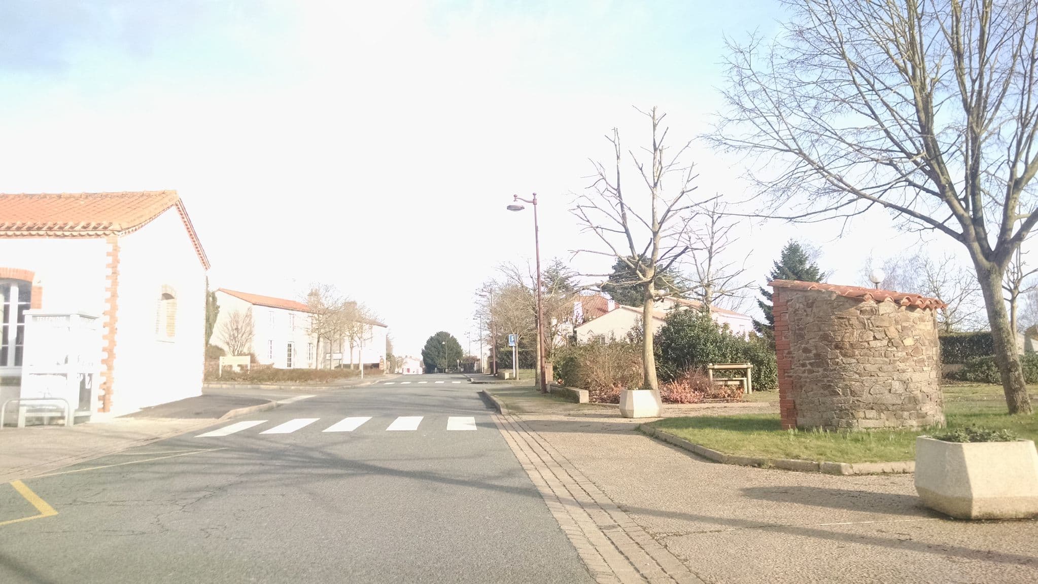 Street view near La Roseraie, Saint-André-Treize-Voies — © stephanep (CC BY-SA · Mapillary)