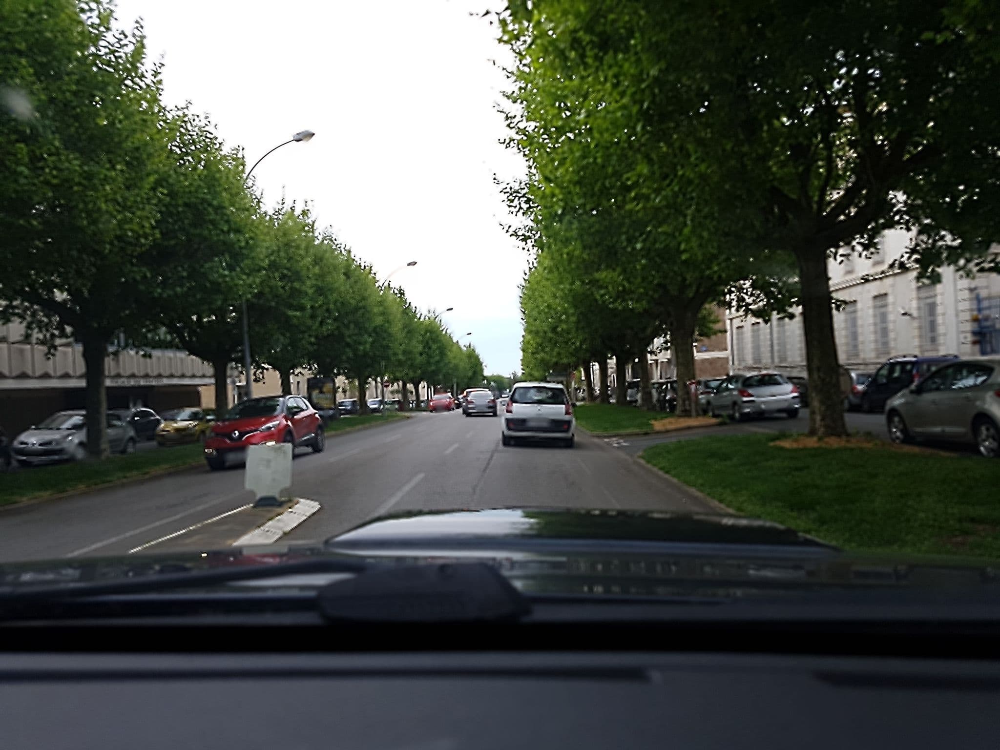 Street view near The Originals City, Hôtel Napoléon, La Roche-sur-Yon (Inter-Hotel), La Roche-sur-Yon — © mike2985 (CC BY-SA · Mapillary)