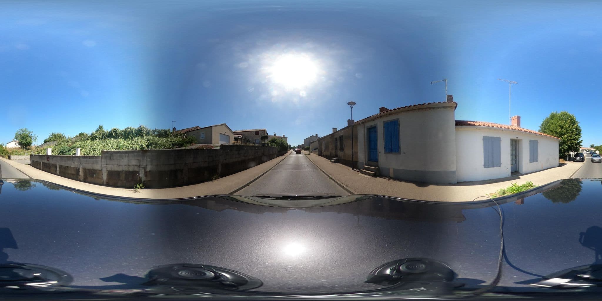 Street view near Le Lion D'or, Moutiers-les-Mauxfaits — © u4y0u (CC BY-SA · Mapillary)
