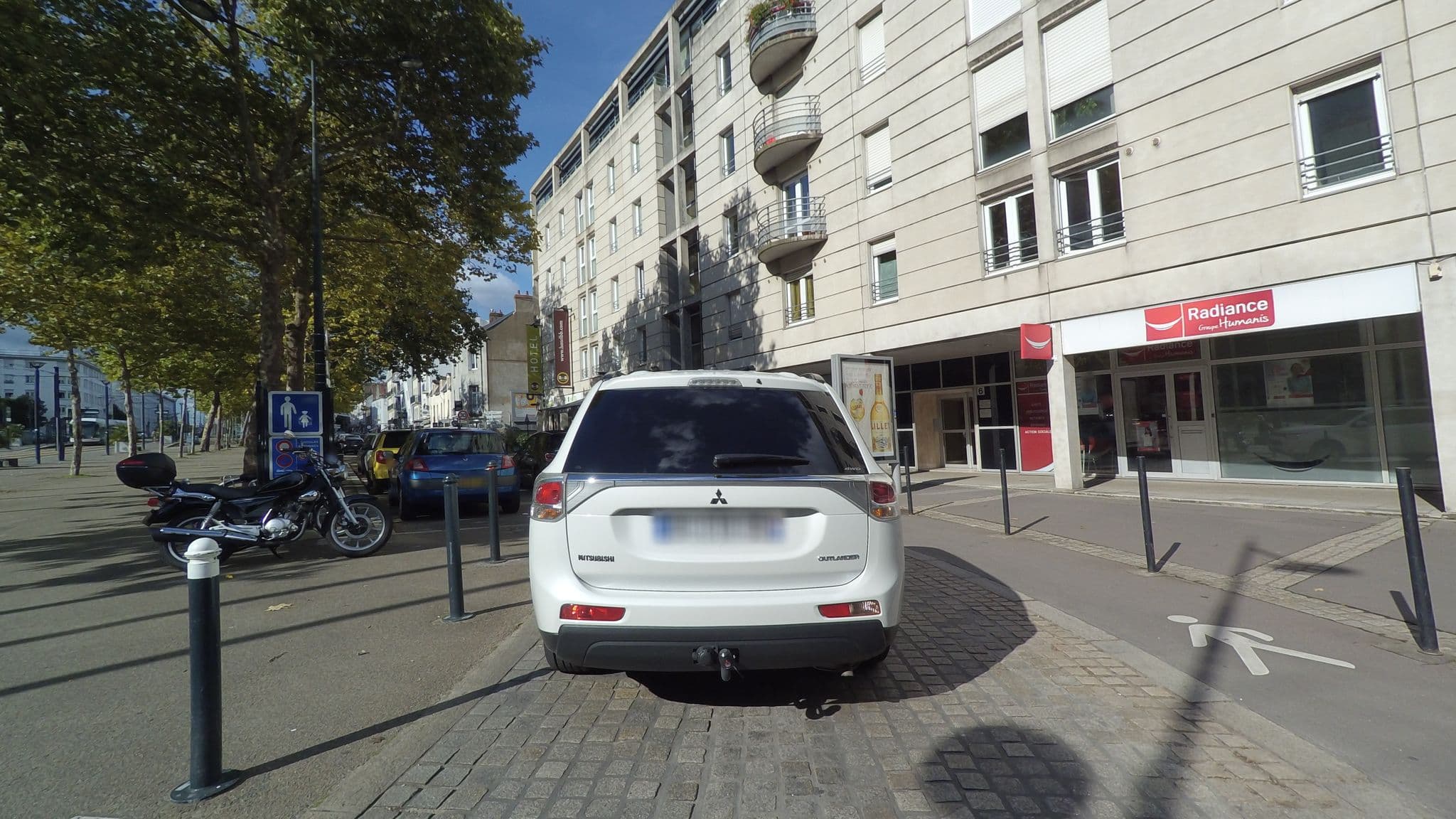 Street view near Hotel B&B Centre, Nantes — © stephanep (CC BY-SA · Mapillary)