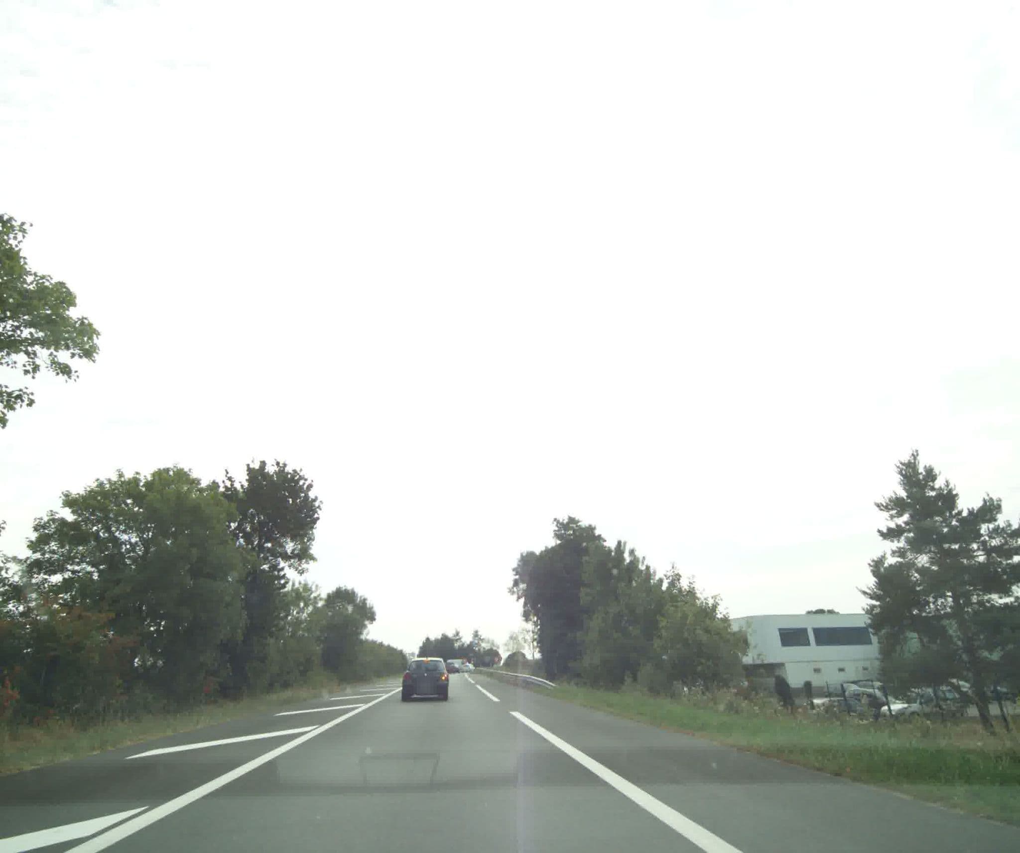 Street view near Brit Hotel Kerann, Saint-Herblain — © sogefi (CC BY-SA · Mapillary)