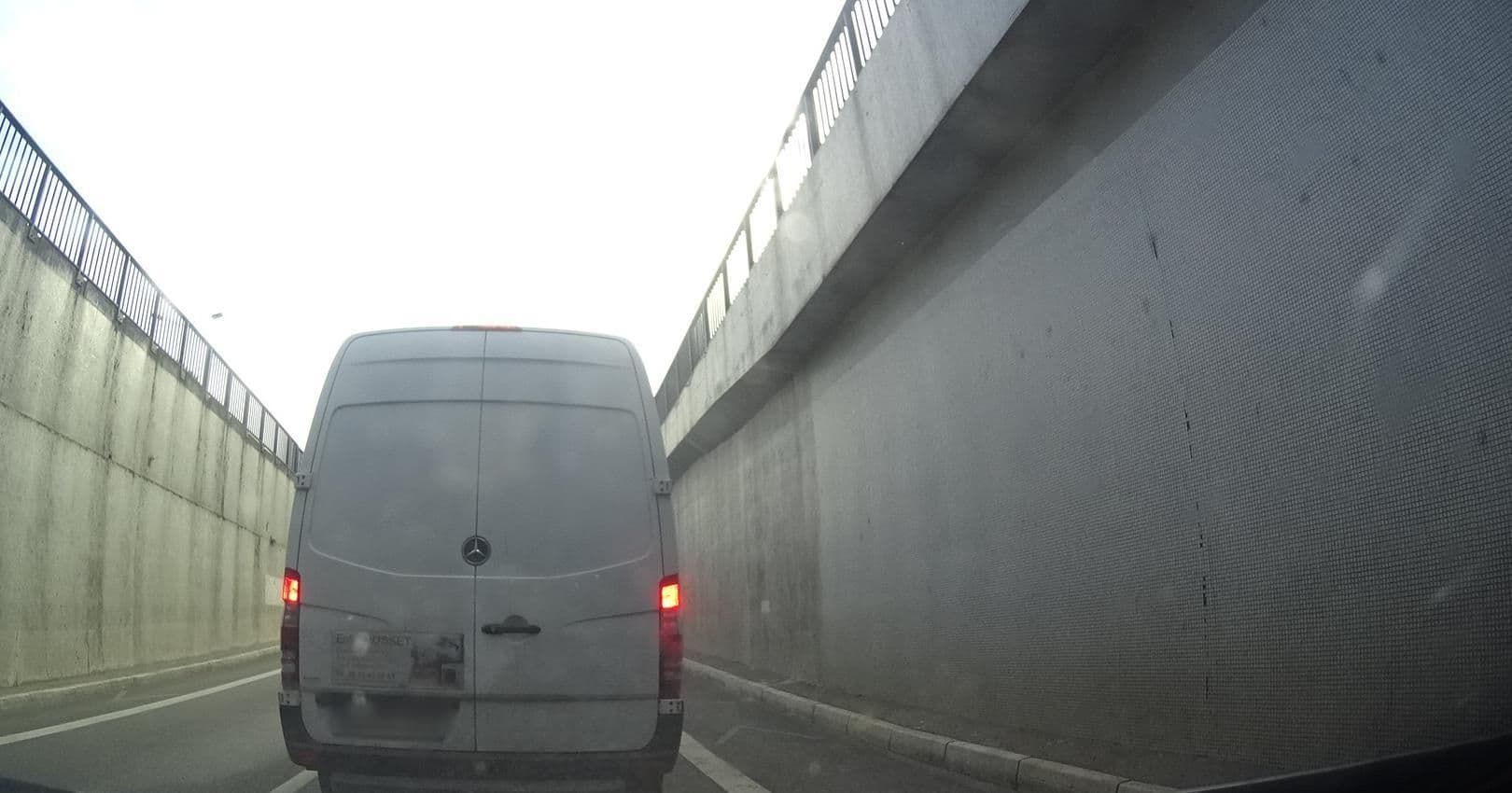 Street view near Hotel Astoria Nantes, Nantes — © paysredon (CC BY-SA · Mapillary)