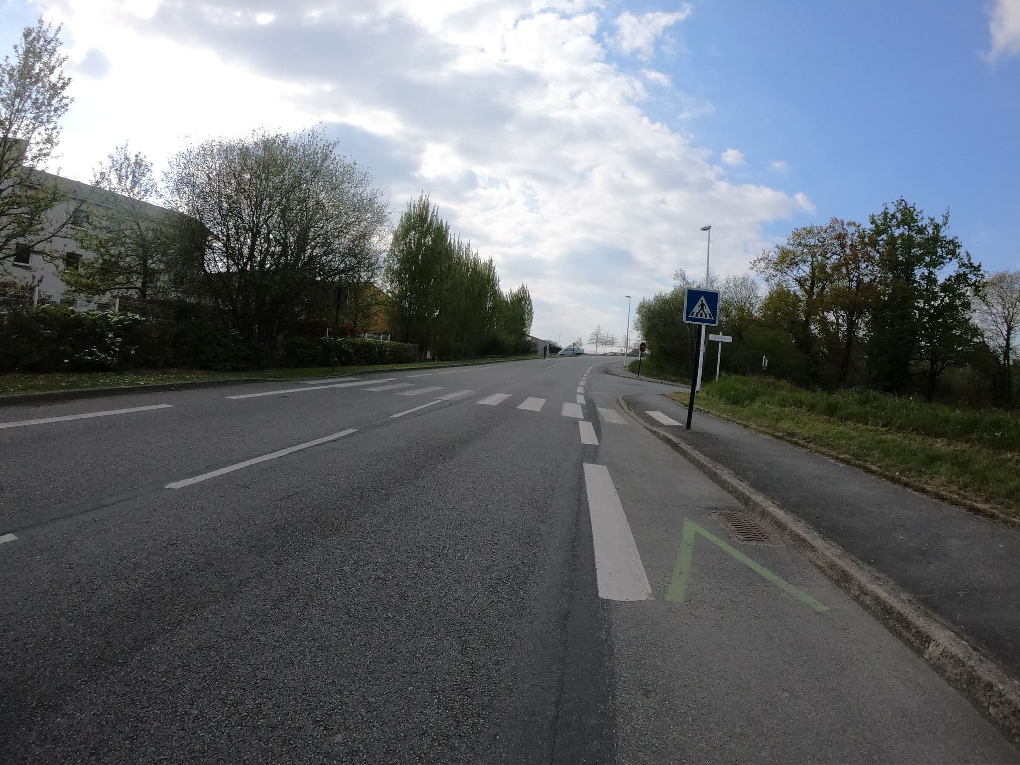 Street view near Hotel B&B St Herblain, Saint-Herblain — © cartocite (CC BY-SA · Mapillary)