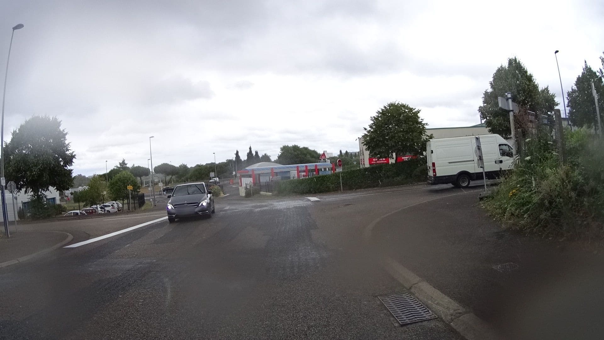 Street view near Hotel F1 Bouguenais, Bouguenais — © ramap (CC BY-SA · Mapillary)