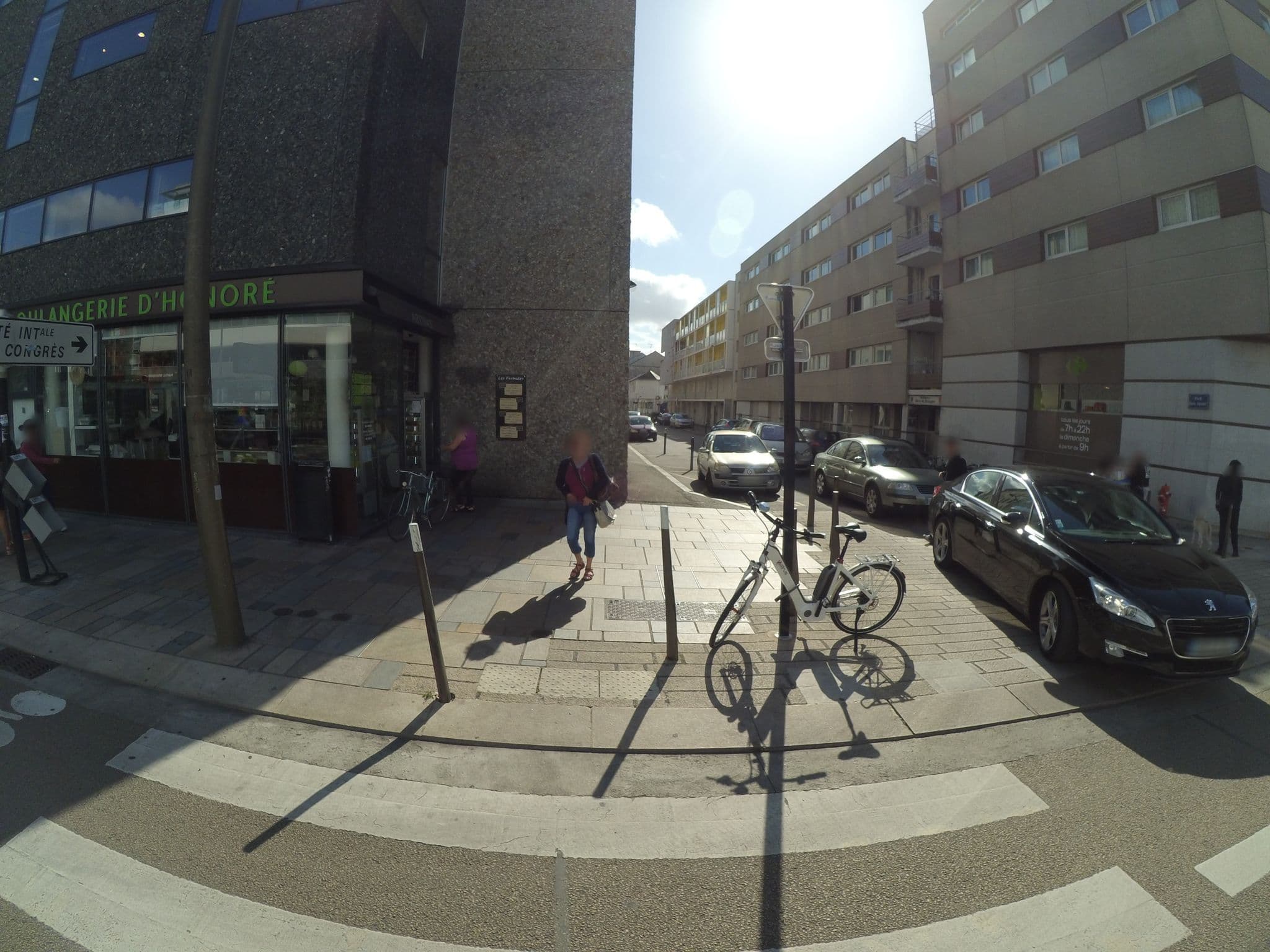Street view near Residhome Residence Ducs de Bretagne, Nantes — © stephanep (CC BY-SA · Mapillary)