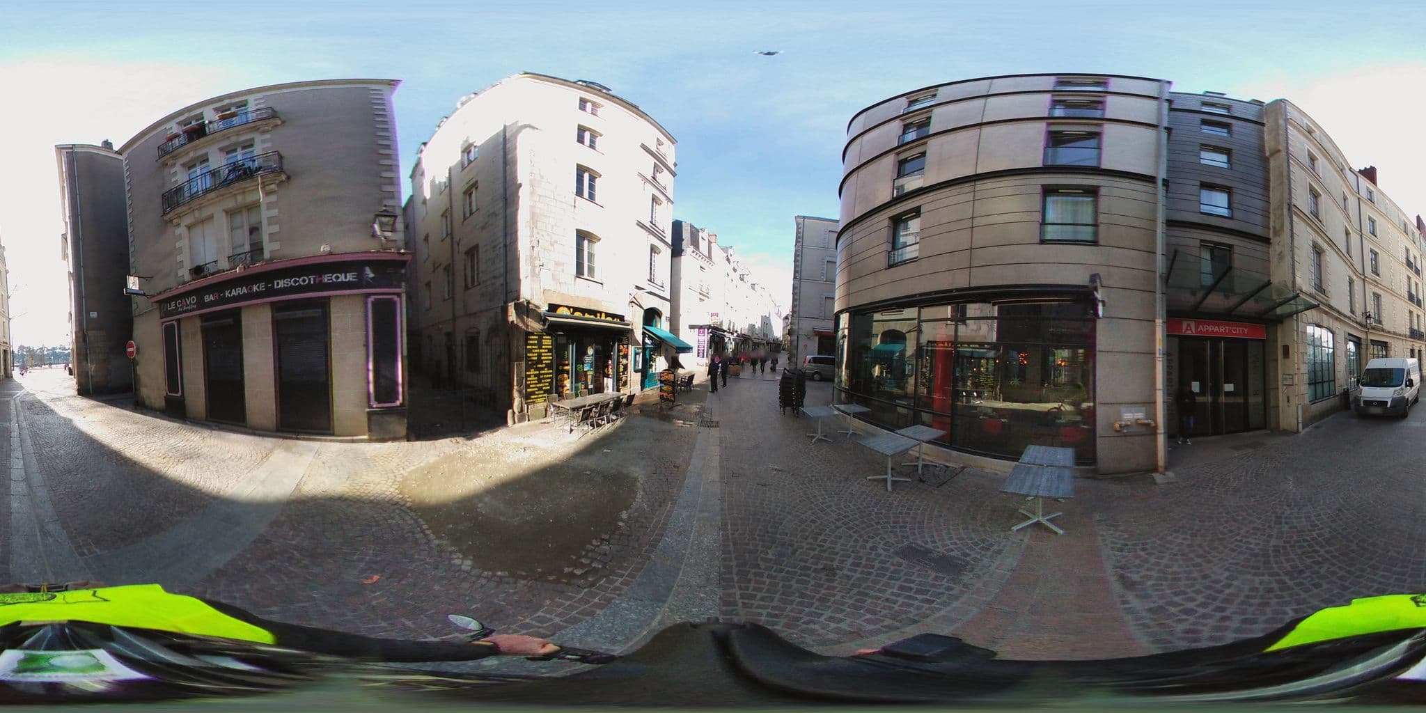 Street view near Park & Suites Elégance Carré Bouffay, Nantes — © cartocite (CC BY-SA · Mapillary)