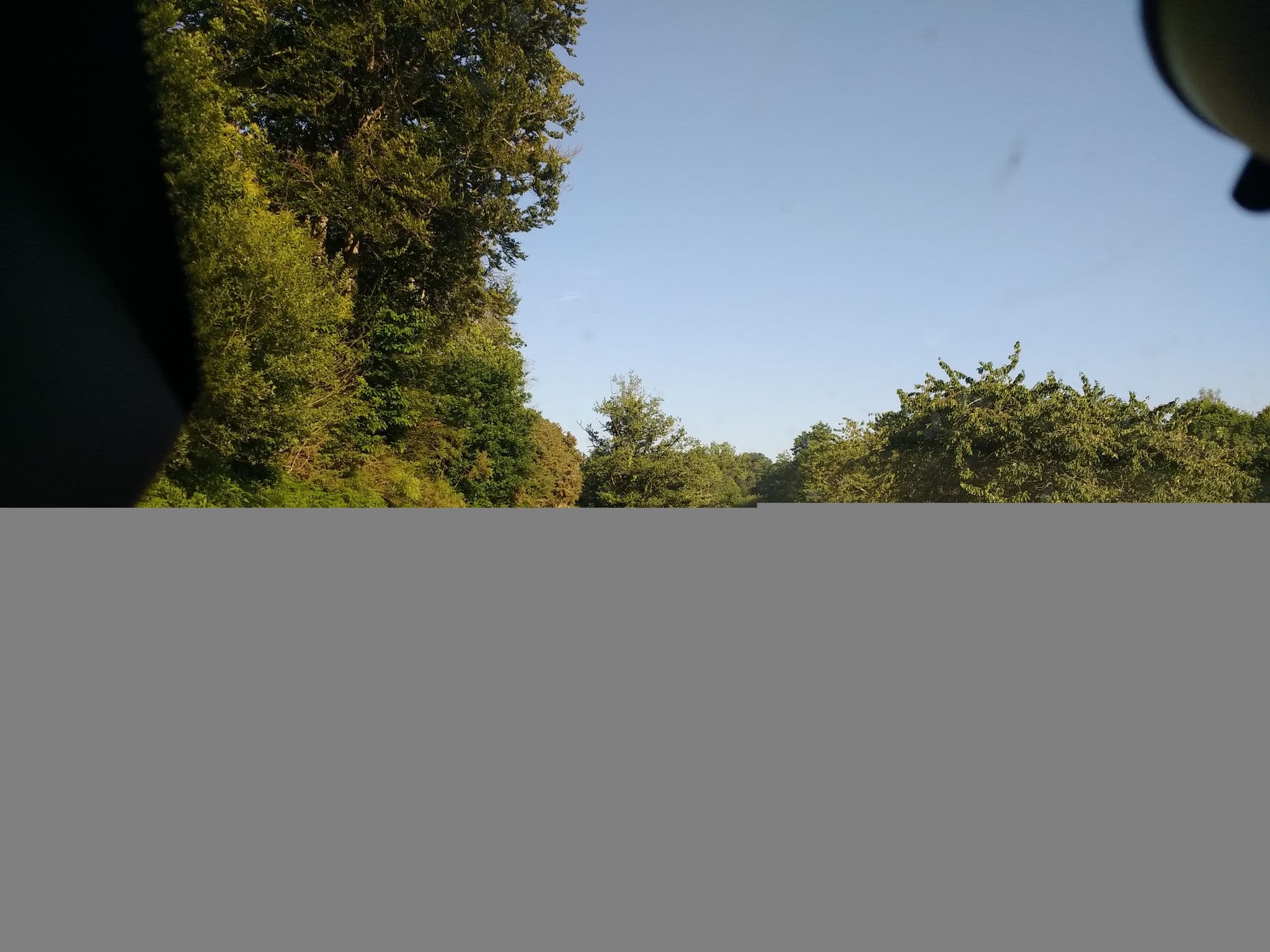 Street view near Domaine du Moulin Neuf by Terres de France, Pluherlin — © hamlet (CC BY-SA · Mapillary)