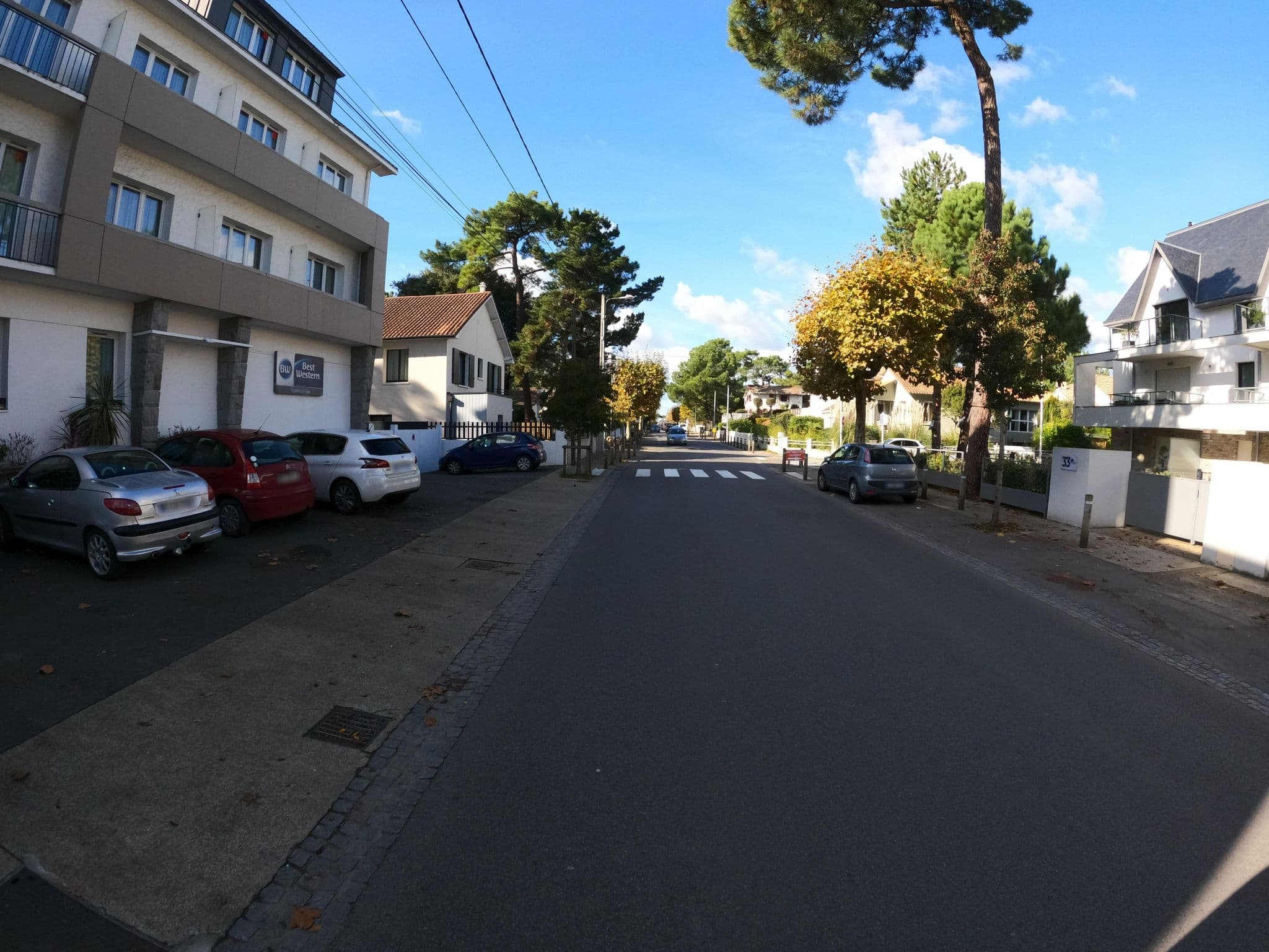 Street view near Best Western Hotel Garden & spa, La Baule-Escoublac — © stephanep (CC BY-SA · Mapillary)