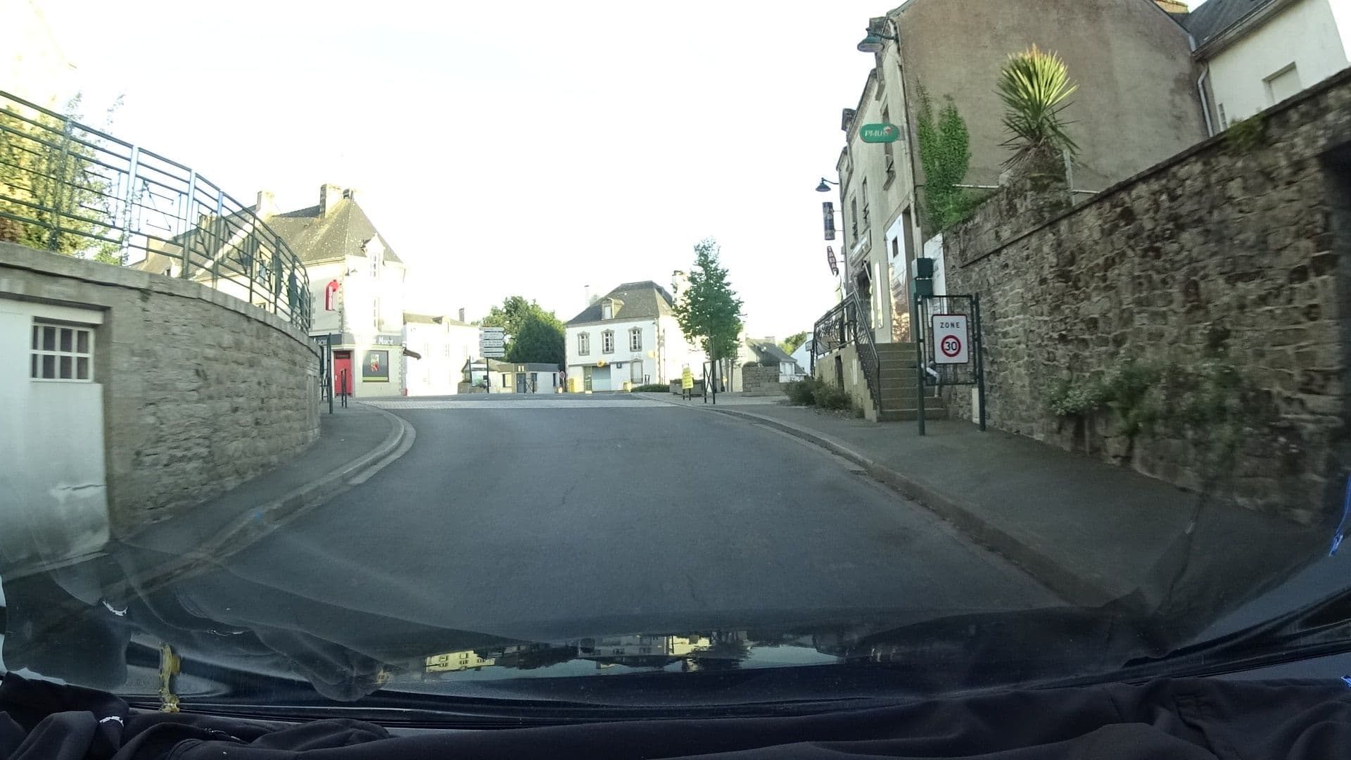 Street view near Auberge Armor Vilaine, Péaule — © ljbouere (CC BY-SA · Mapillary)