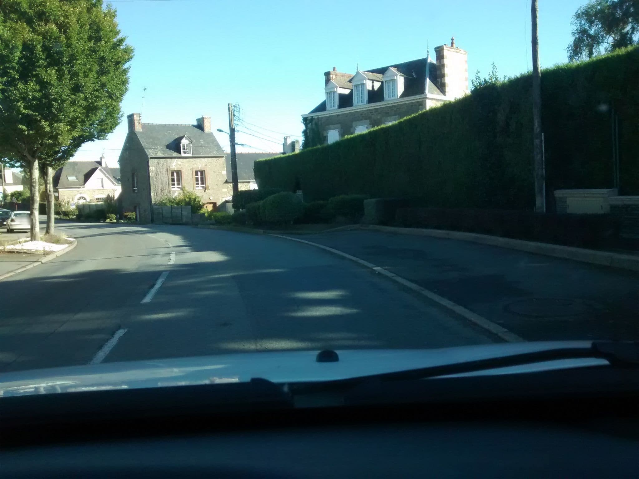 Street view near La Gougeonnais, La Richardais — © mgageo (CC BY-SA · Mapillary)