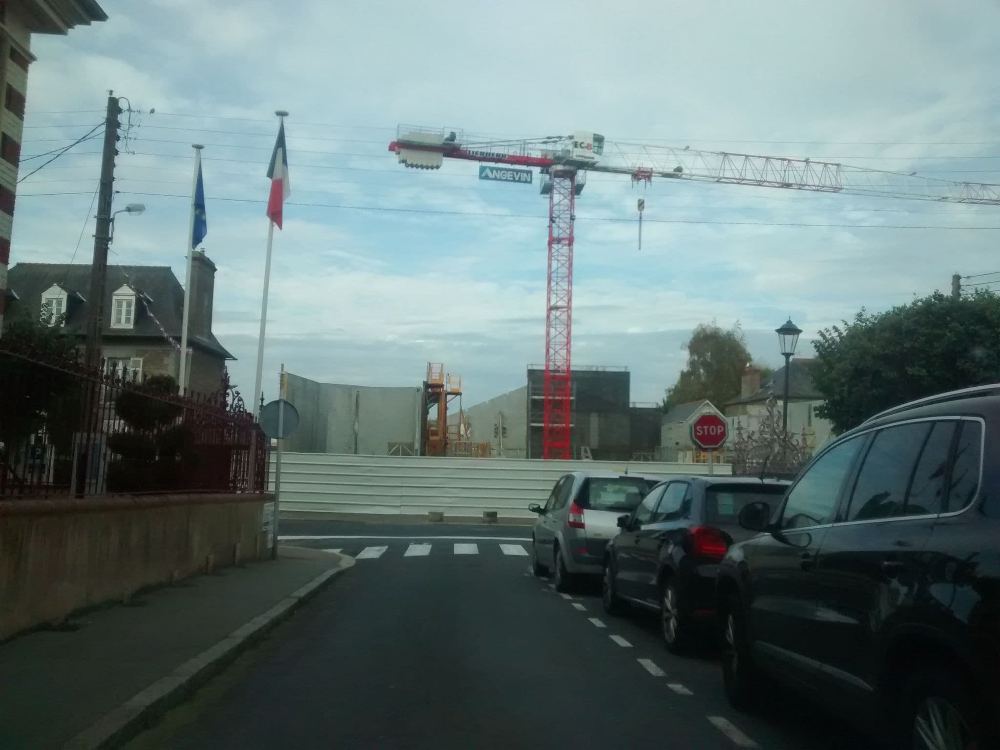 Street view near Villa Castelet, Dinard — © mgageo (CC BY-SA · Mapillary)