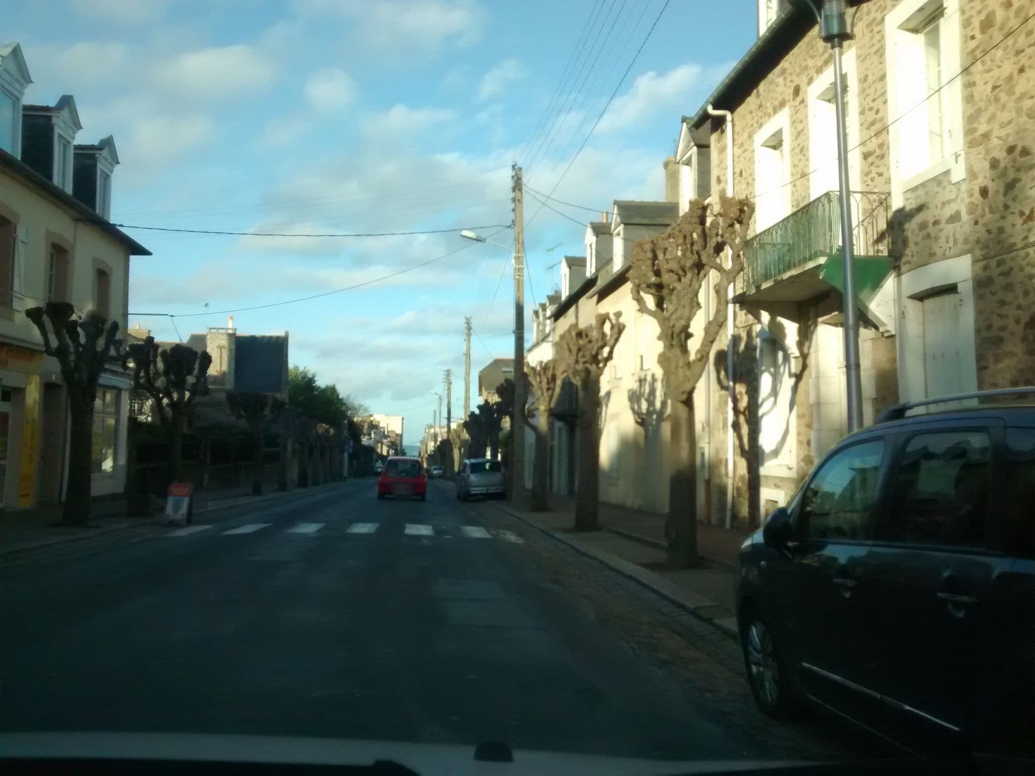 Street view near Résidence du Prieuré, Dinard — © mgageo (CC BY-SA · Mapillary)