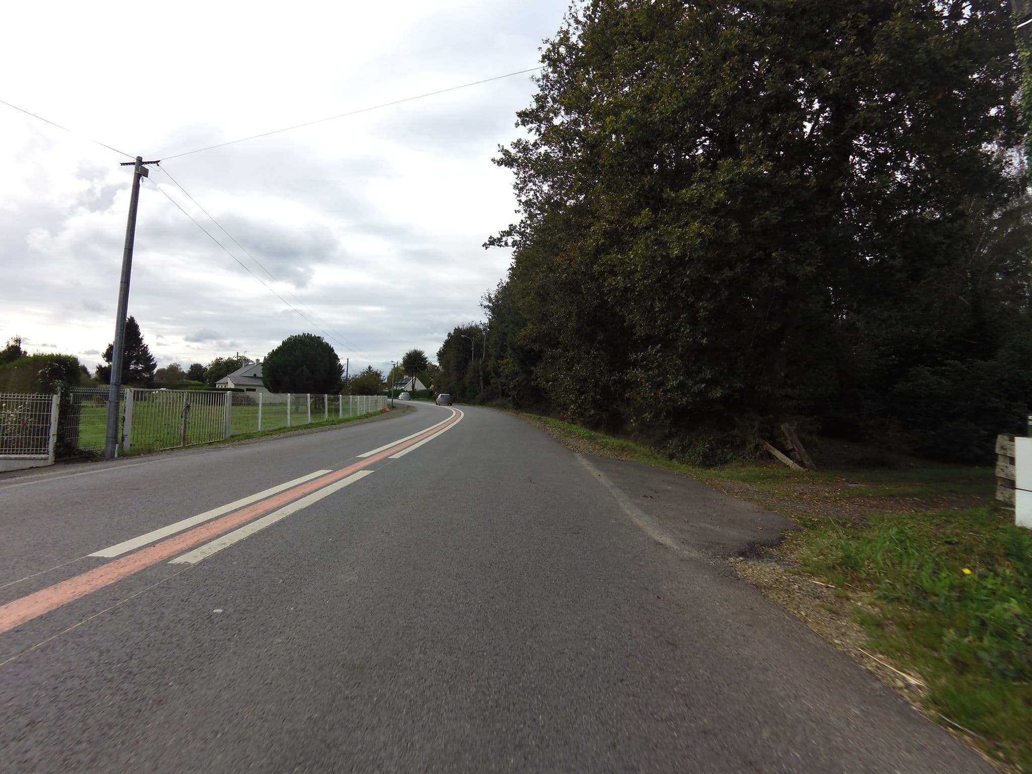Street view near La Clef de Brocéliande, Monterfil — © hamlet (CC BY-SA · Mapillary)