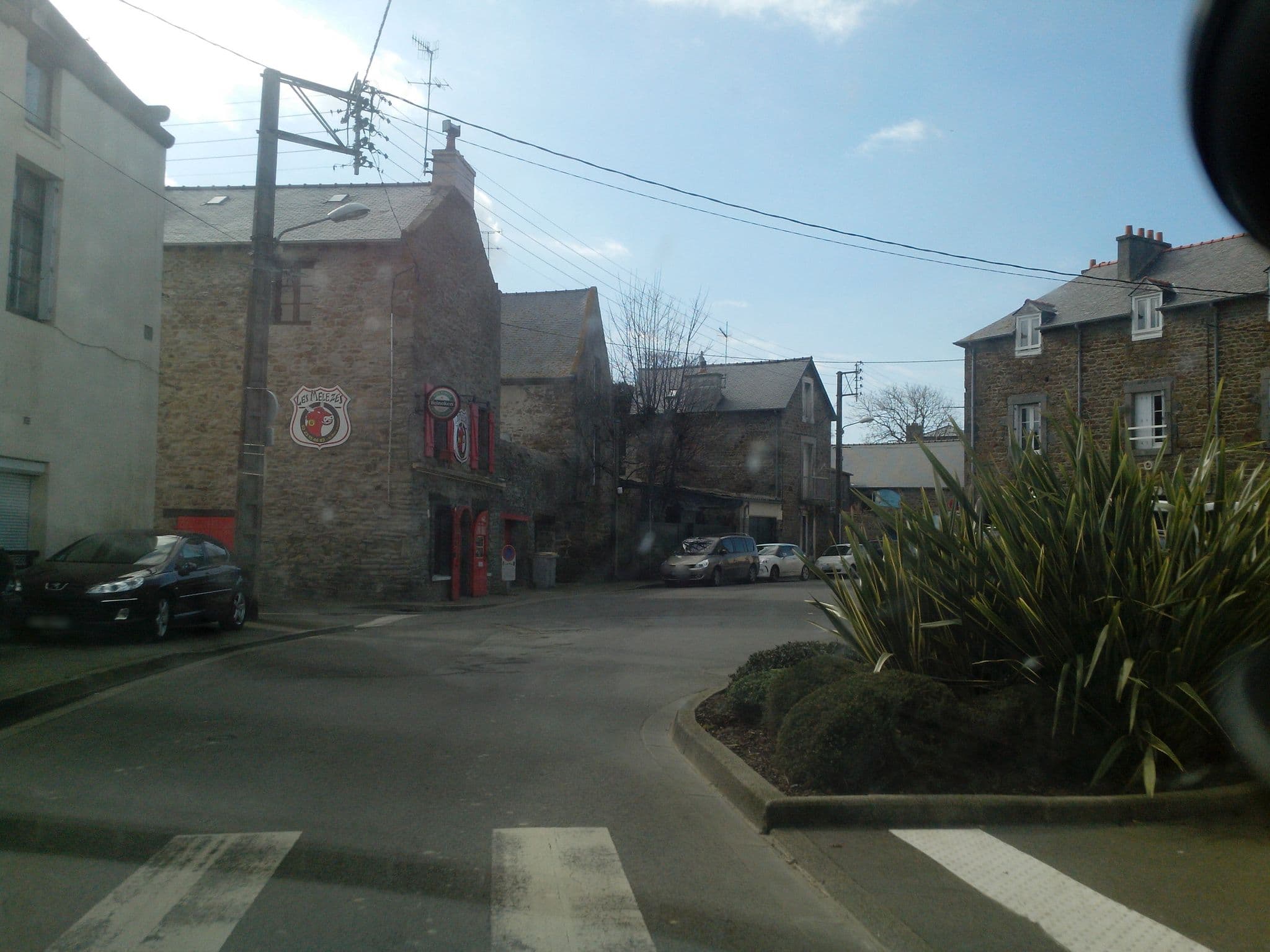 Street view near 19 Petit Val, Saint-Malo — © hamlet (CC BY-SA · Mapillary)