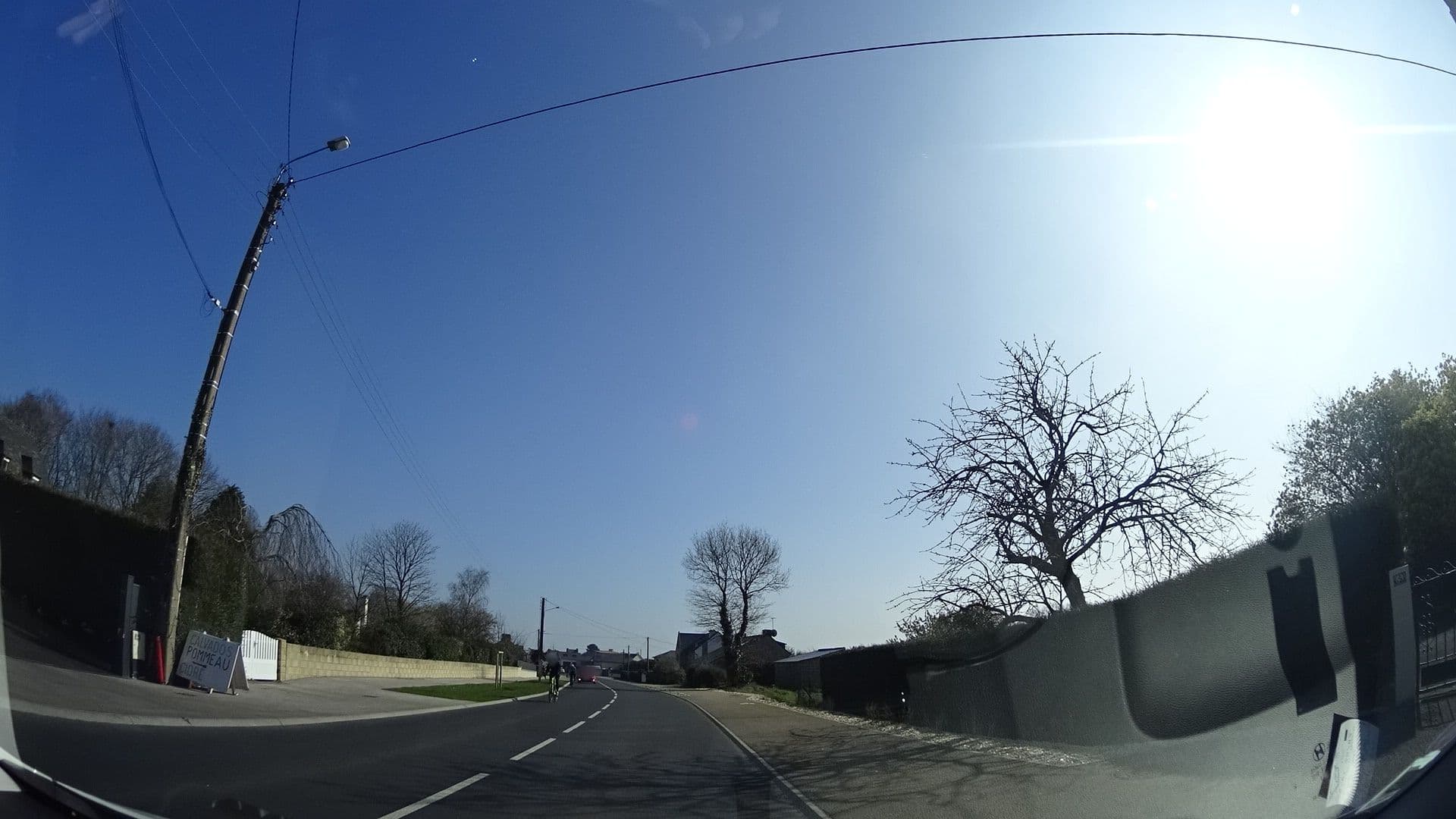 Street view near Chateaubriand, Créhen — © panieravide (CC BY-SA · Mapillary)
