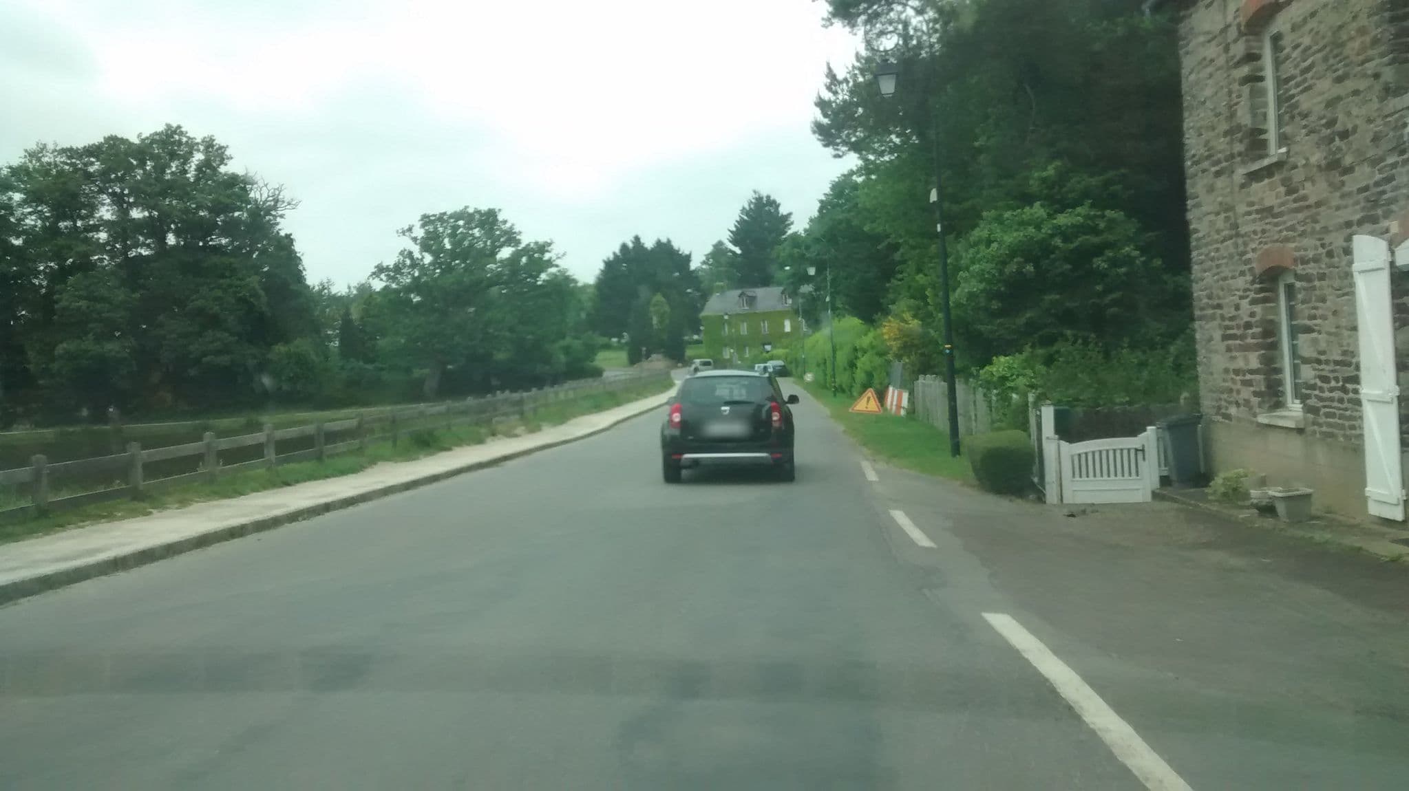 Street view near La Maison des Légendes, Paimpont — © hamlet (CC BY-SA · Mapillary)