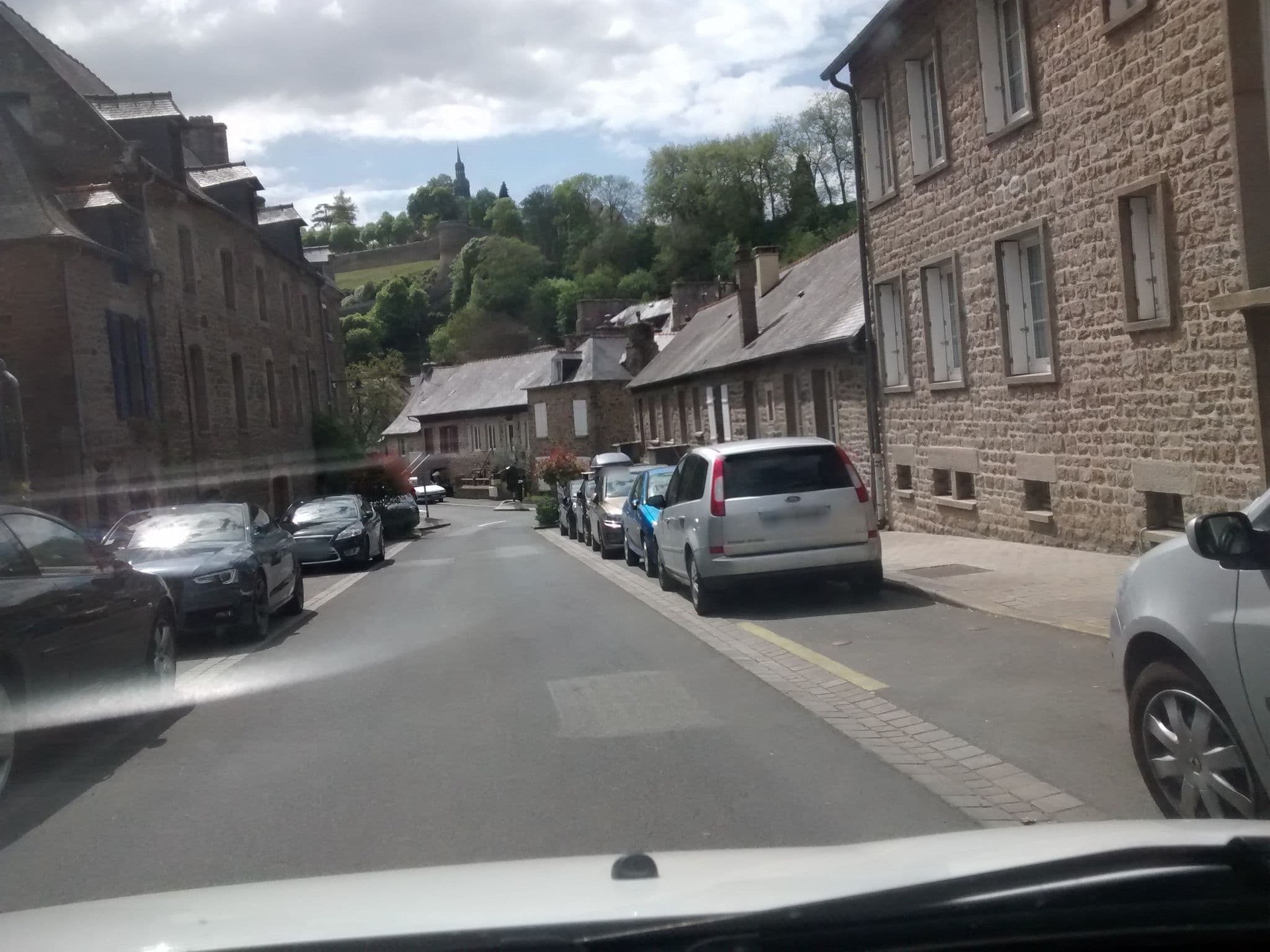 Street view near La Tannerie, Lanvallay — © mgageo (CC BY-SA · Mapillary)