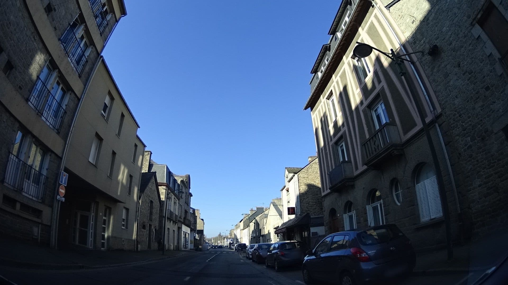 Street view near Épicerie Rue de Brest, Dinan — © panieravide (CC BY-SA · Mapillary)