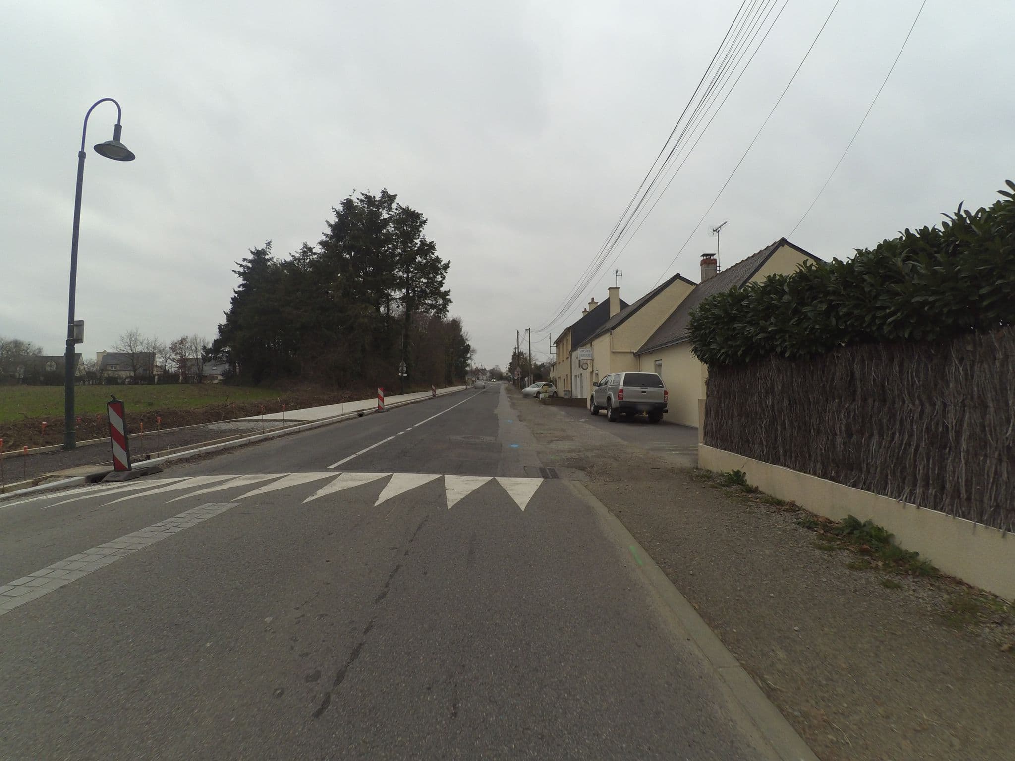 Street view near Le Val Dort, Orvault — © cartocite (CC BY-SA · Mapillary)