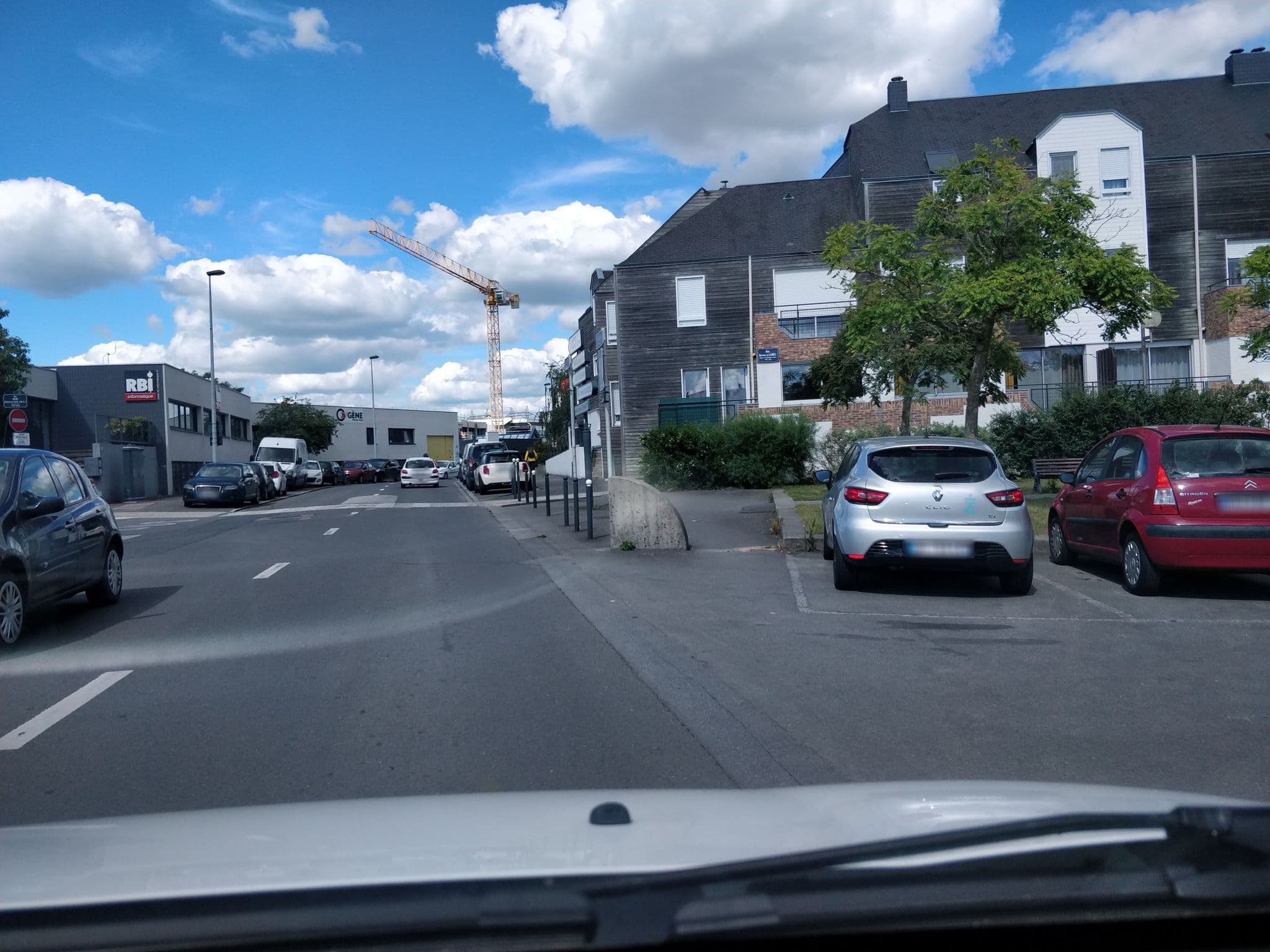 Street view near Campanile Hôtel et Restaurant, Rennes — © mgageo (CC BY-SA · Mapillary)