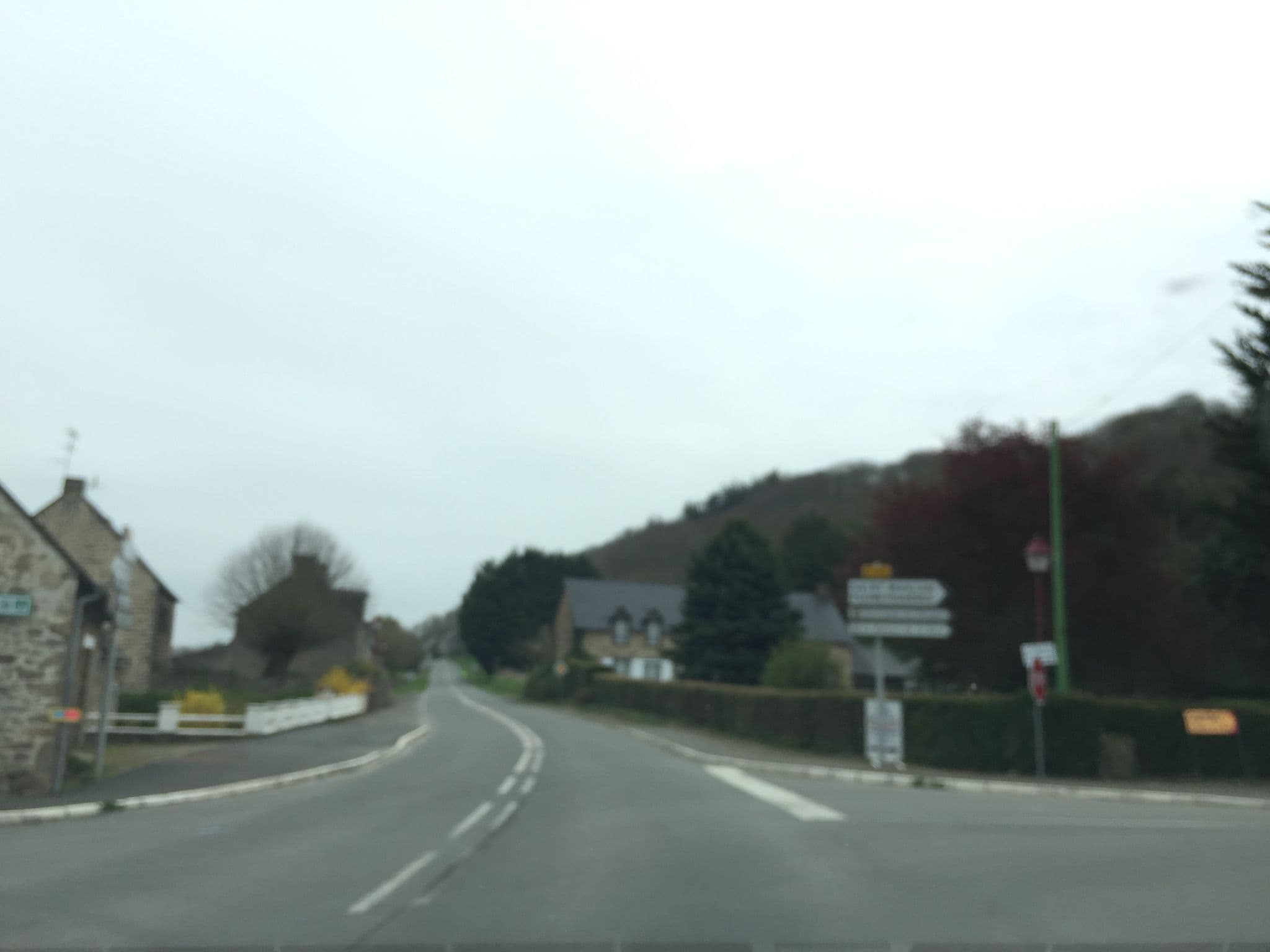 Street view near Au Bon Accueil, Saint-Broladre — © ptmap (CC BY-SA · Mapillary)