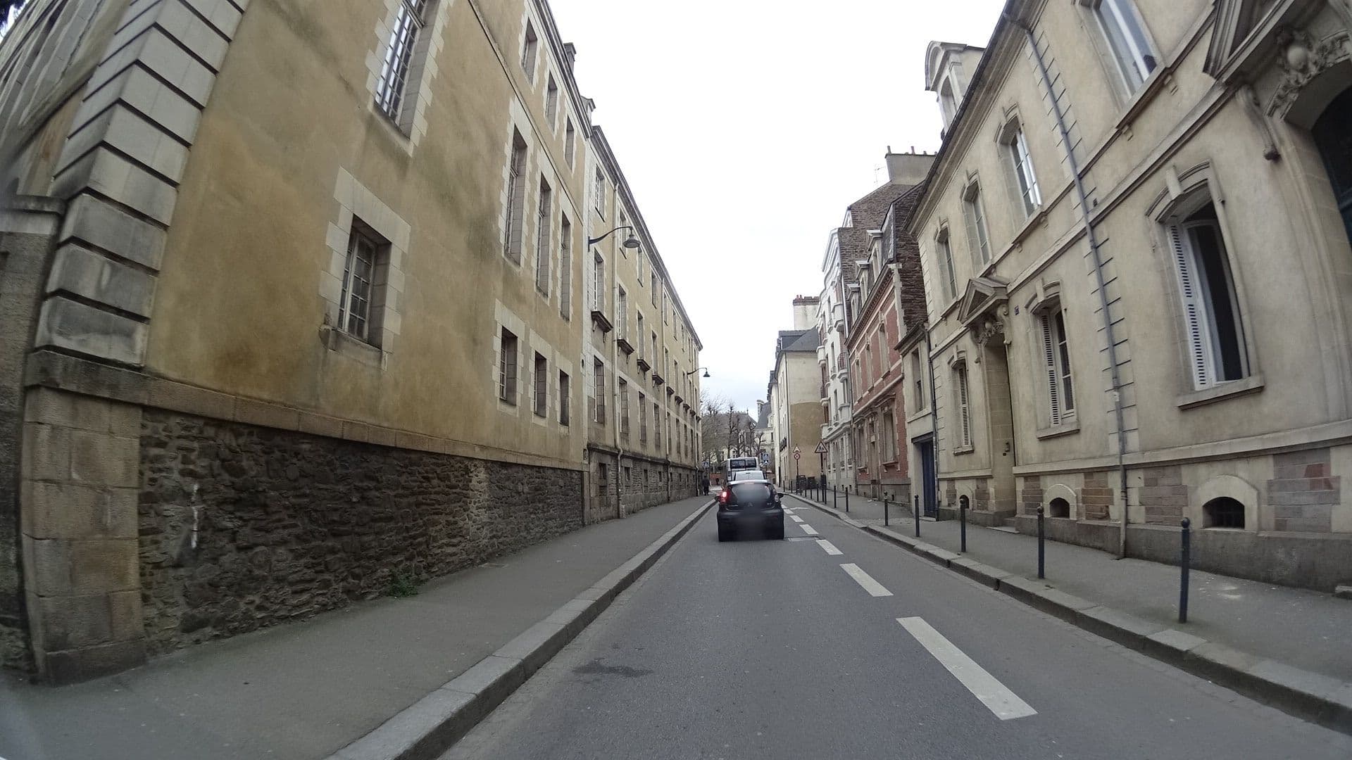 Street view near M Guillaudot, Rennes — © panieravide (CC BY-SA · Mapillary)