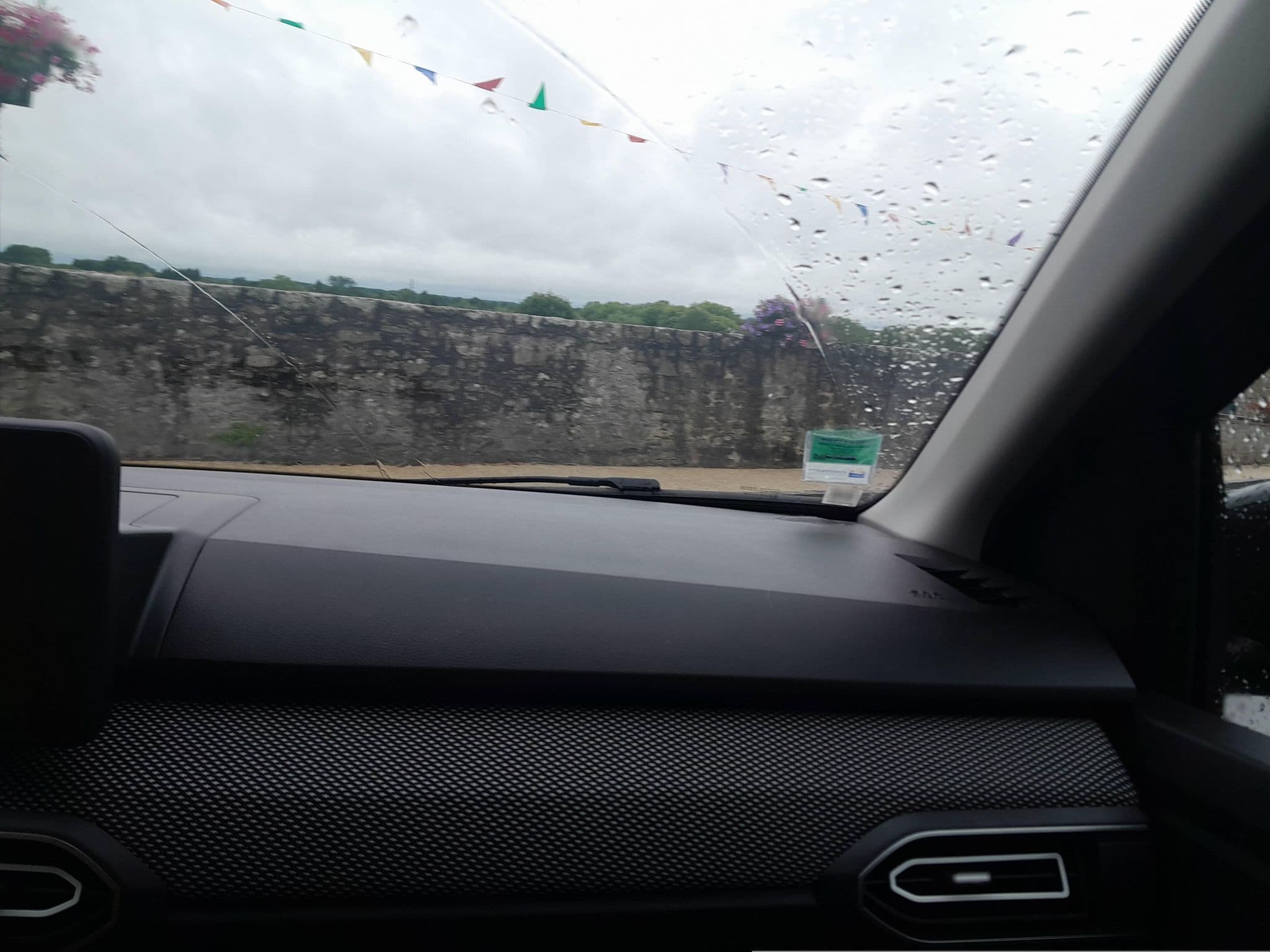 Street view near Le Jardin des Simples, Dol-de-Bretagne — © hautetension08 (CC BY-SA · Mapillary)