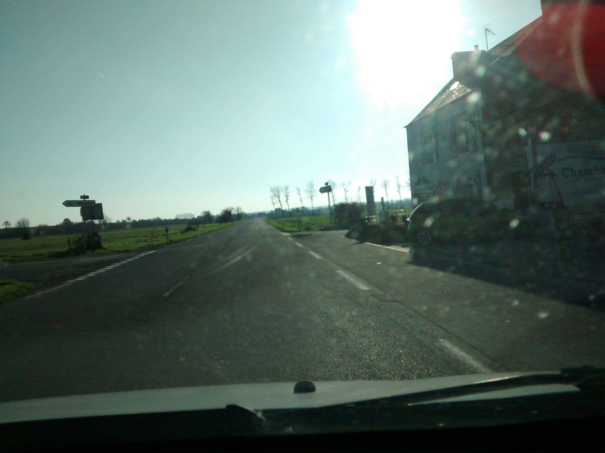 Street view near les violes vertes 2, Pontorson — © mgageo (CC BY-SA · Mapillary)