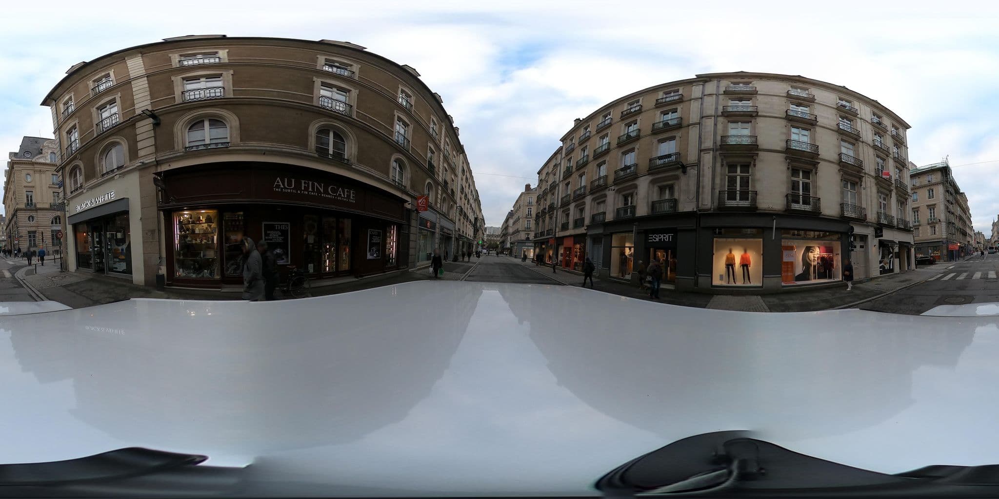 Street view near Hotel de Nemours, Rennes — © Caramel (CC BY-SA · Mapillary)