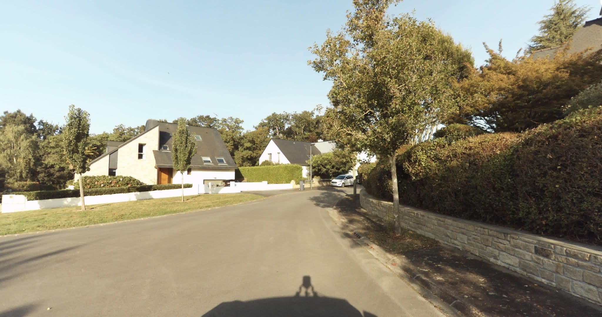 Street view near Cesson Vacances Nature, Cesson-Sévigné — © sogefi (CC BY-SA · Mapillary)