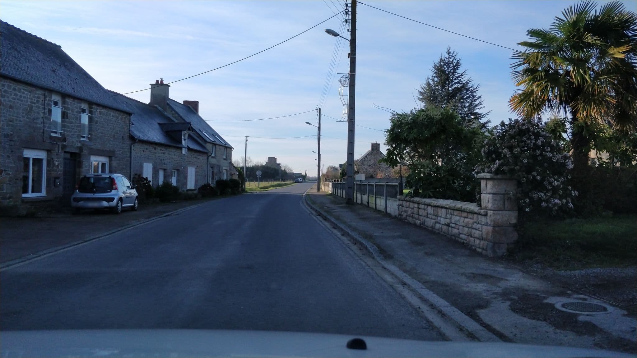 Street view near Ganier Pierre et Marie, Cherrueix — © mgageo (CC BY-SA · Mapillary)