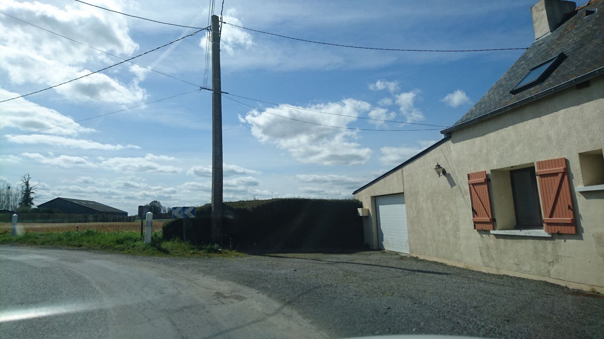 Street view near La Croix-Galliot, Cherrueix — © mgageo (CC BY-SA · Mapillary)