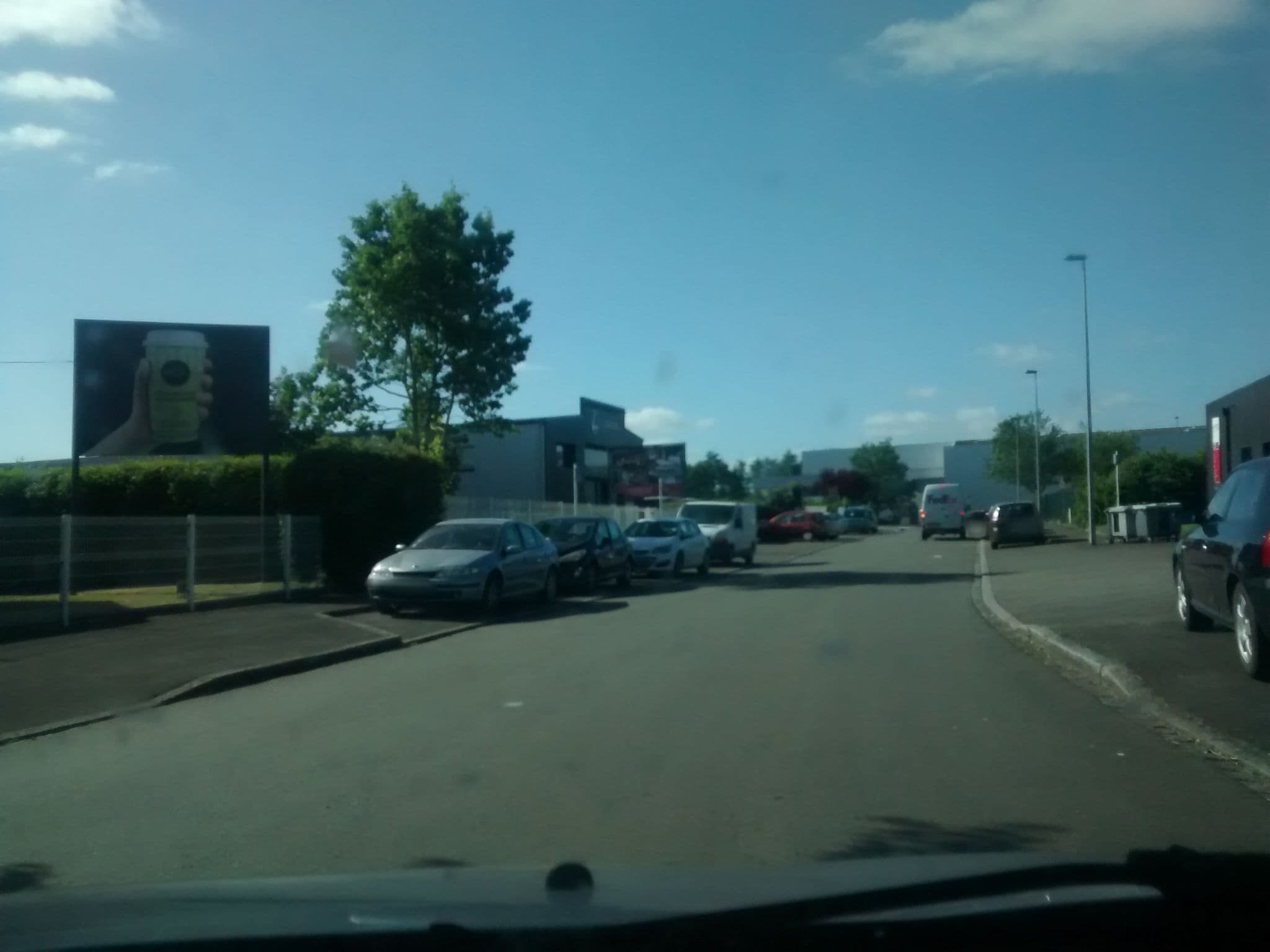 Street view near Brit Hôtel, Vezin-le-Coquet — © mgageo (CC BY-SA · Mapillary)