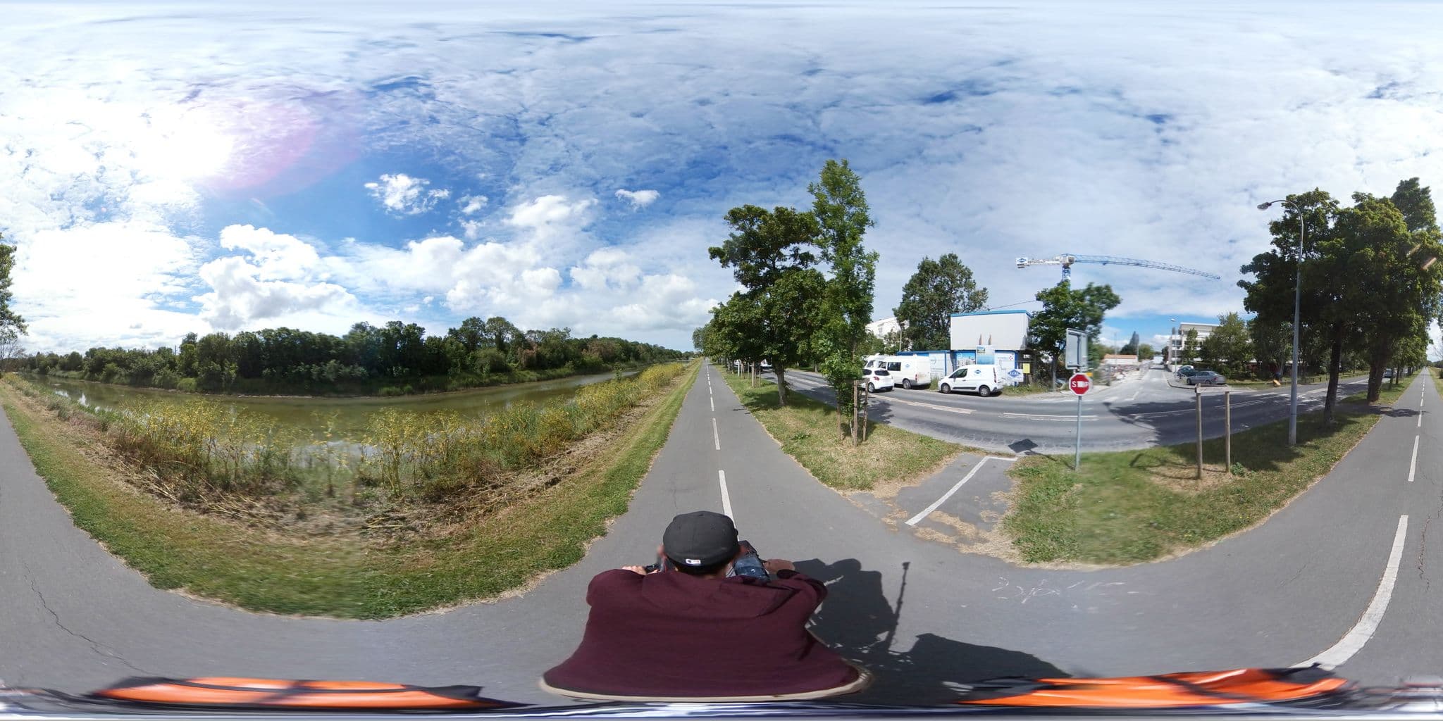 Street view near Etap Hôtel la Rochelle Centre, La Rochelle — © ev1velodyssee (CC BY-SA · Mapillary)