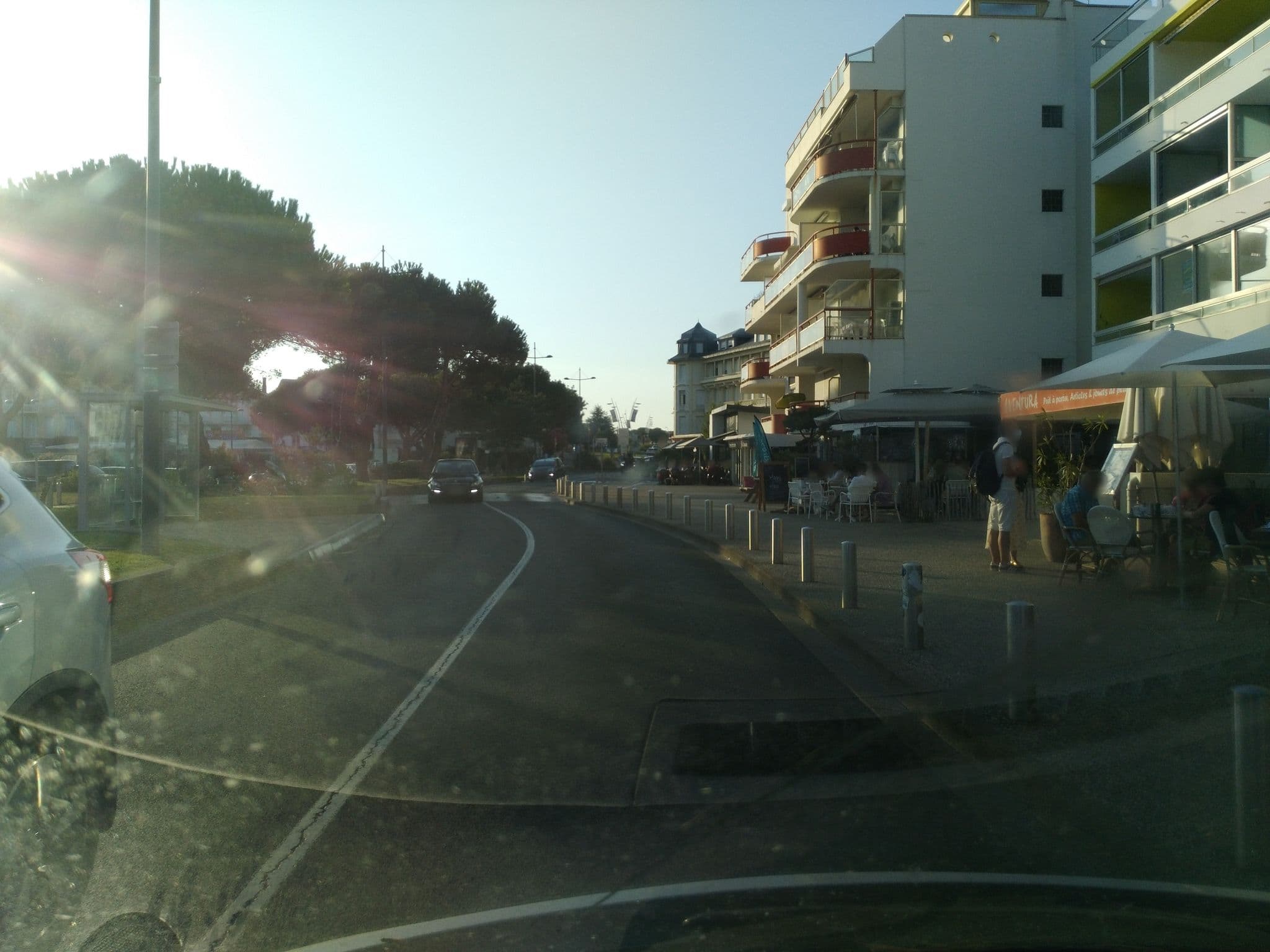 Street view near La Chaumiere 61, Royan — © tartine78 (CC BY-SA · Mapillary)